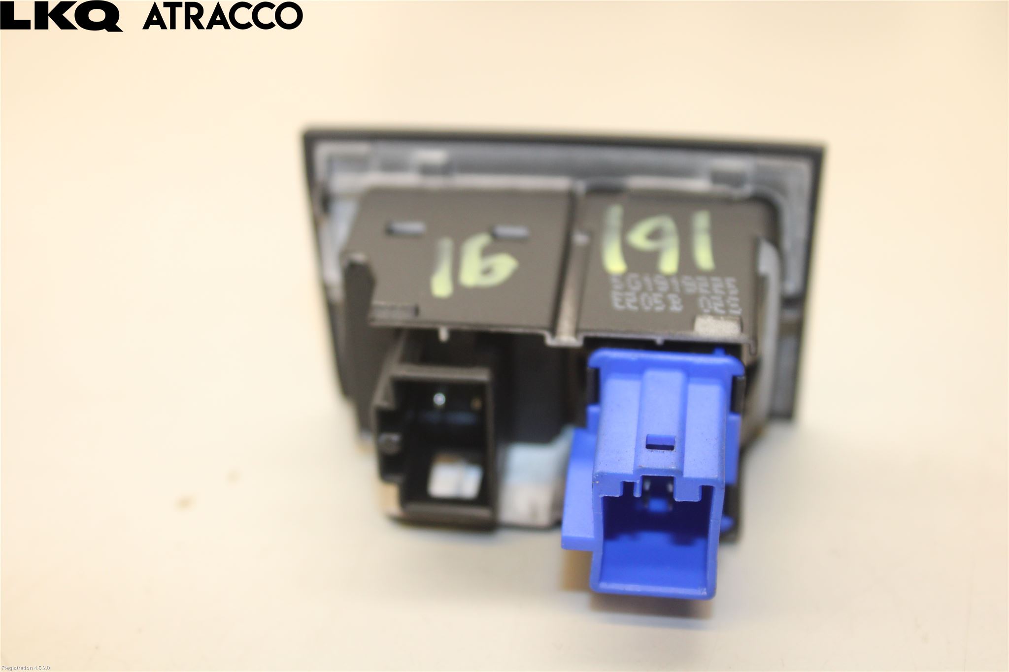 Volkswagen VW GOLF / E-GOLF VII 13-20 Bryter Varsel (Nødblink)