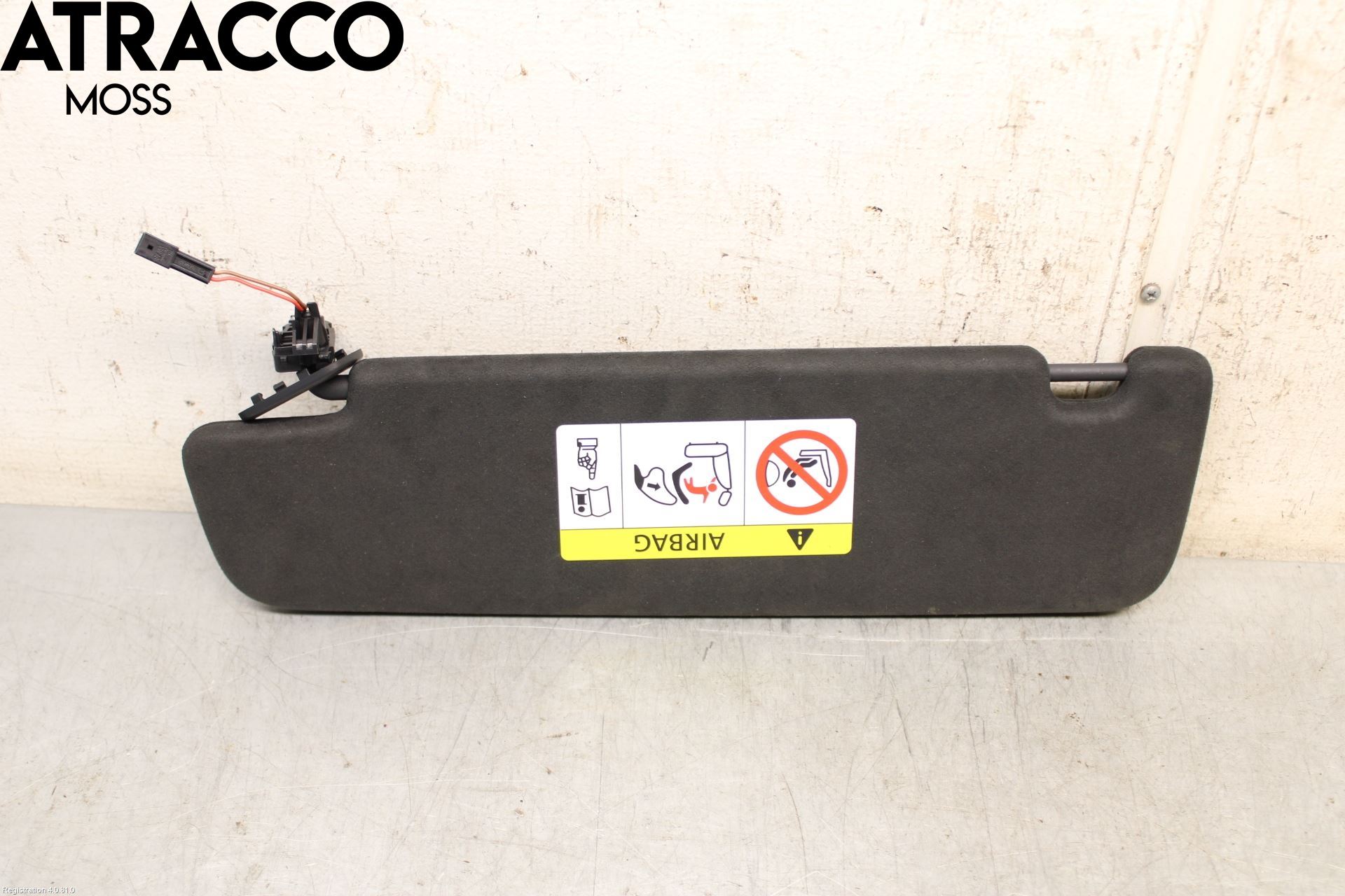 Porsche TAYCAN 20- Innr Solskjerm