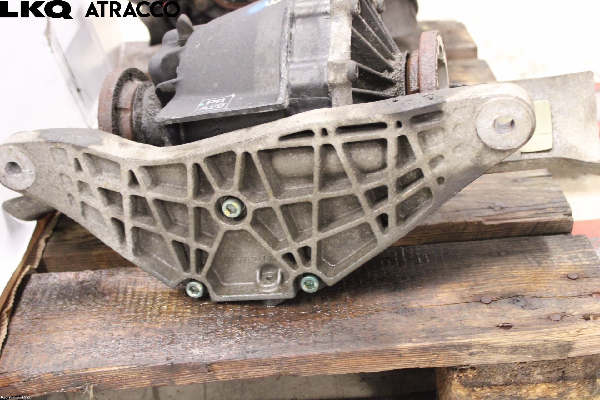 Audi A4/S4 01-05 Bakaksel Kardang Bak -Diff