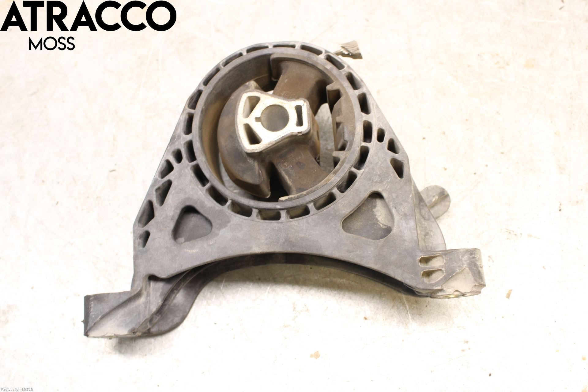 Opel INSIGNIA 09-16 Motor Feste Gummi