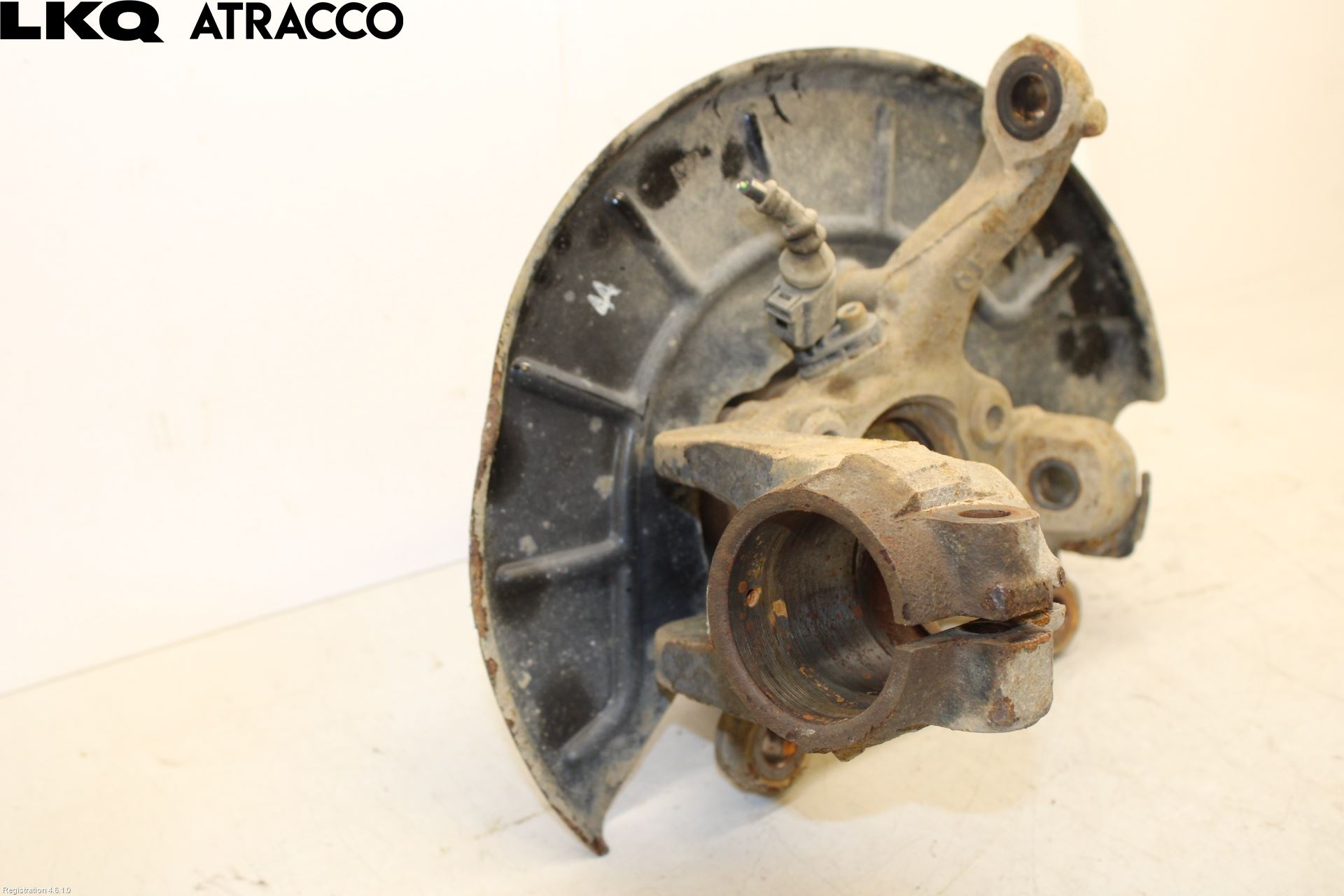 Volkswagen VW CADDY 11-15 Spindel Hf