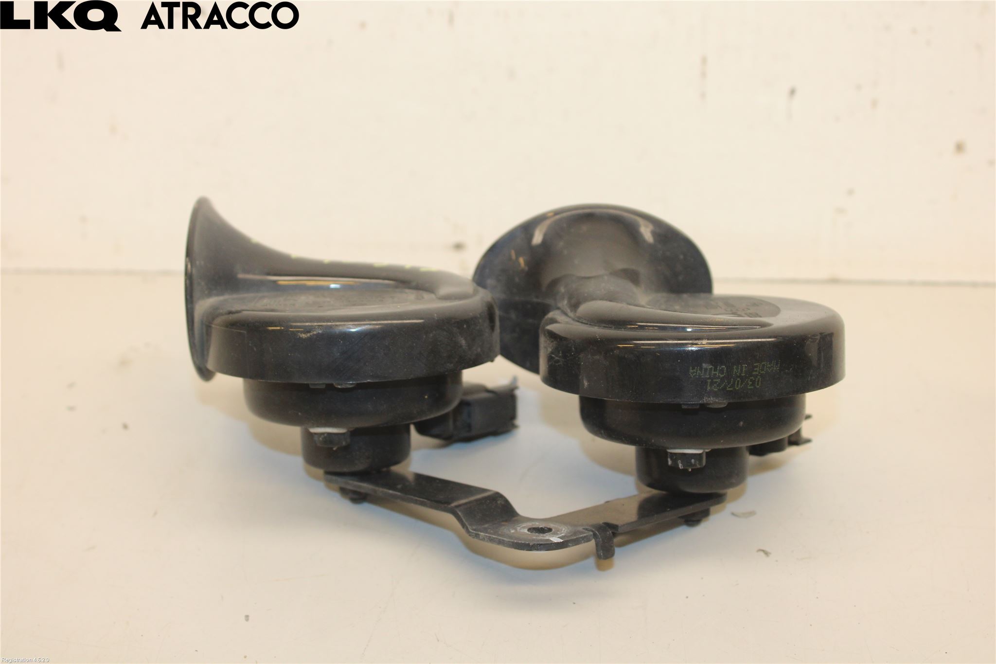 Tesla MODEL 3 17- Signalhorn