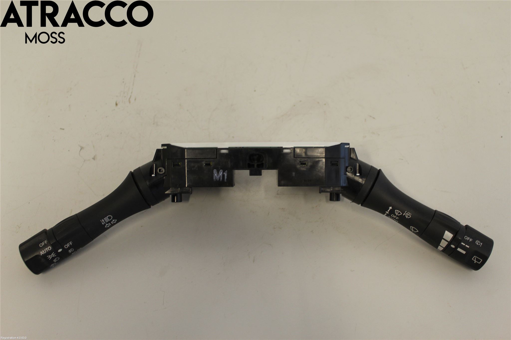 Nissan LEAF 11-17 Bryter Ratt Kombi H Og V