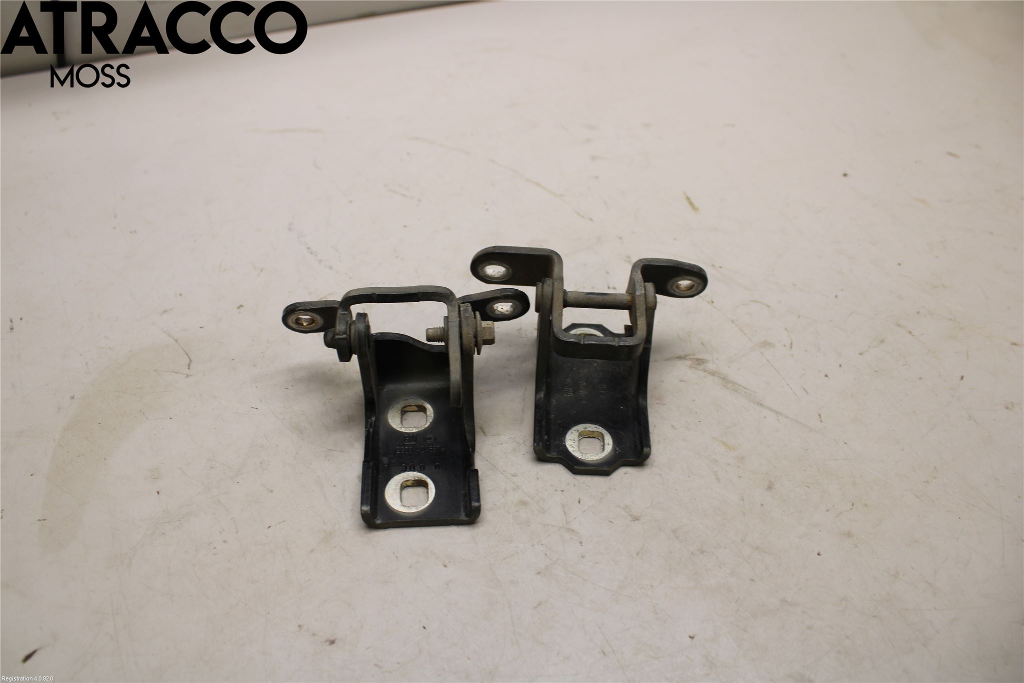 Opel INSIGNIA 09-16 Dørhengsel