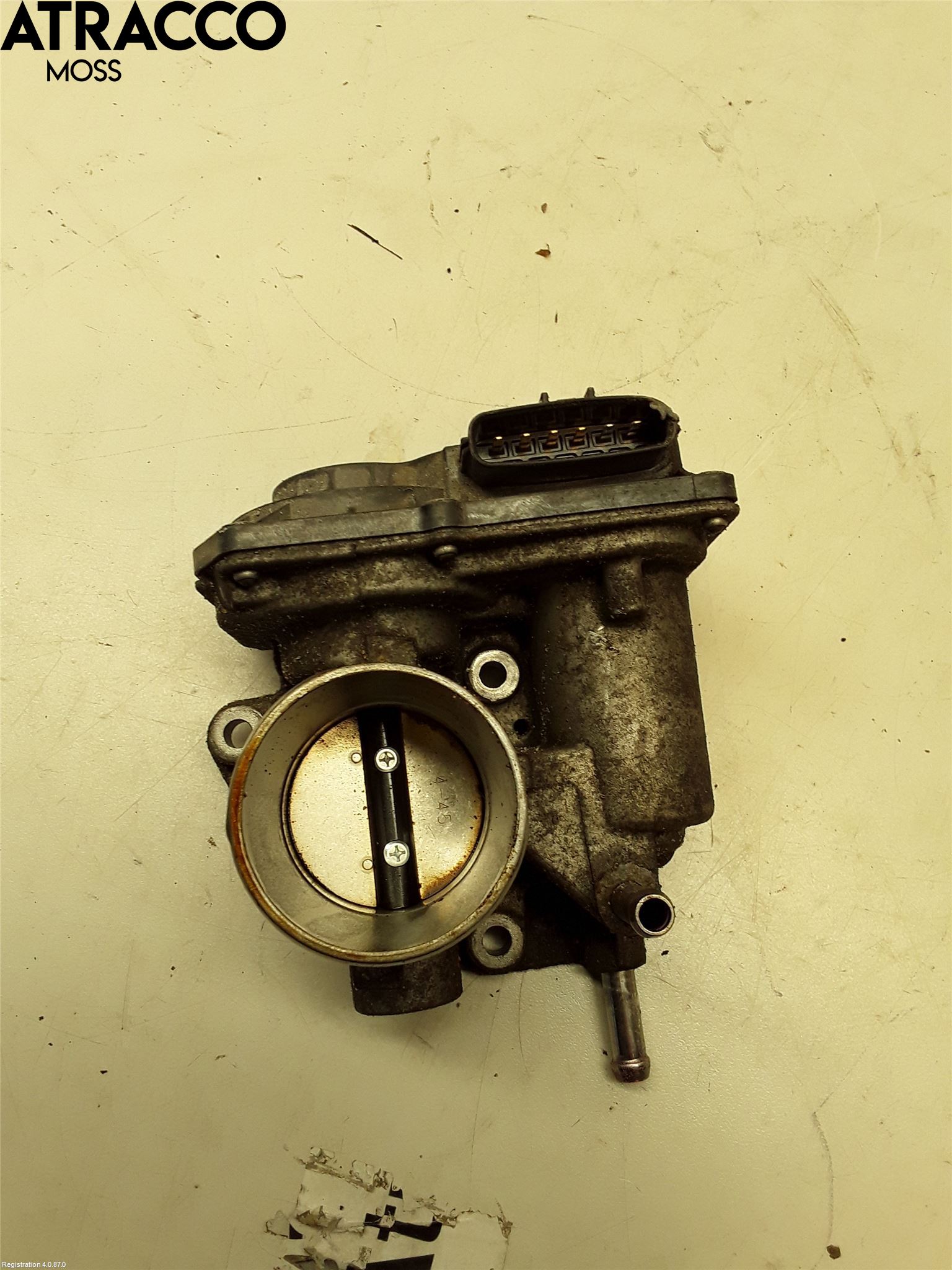 Toyota YARIS XP130 15-20 Inns Spjeldhus