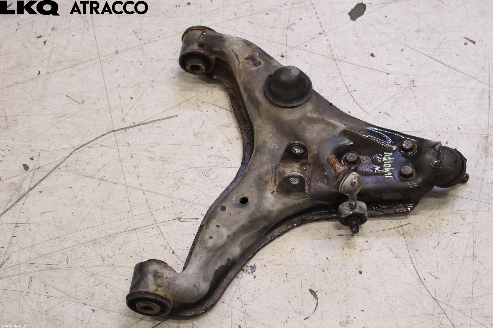 Mitsubishi L200 16-23 Bærearm Foran Venstre Nedre