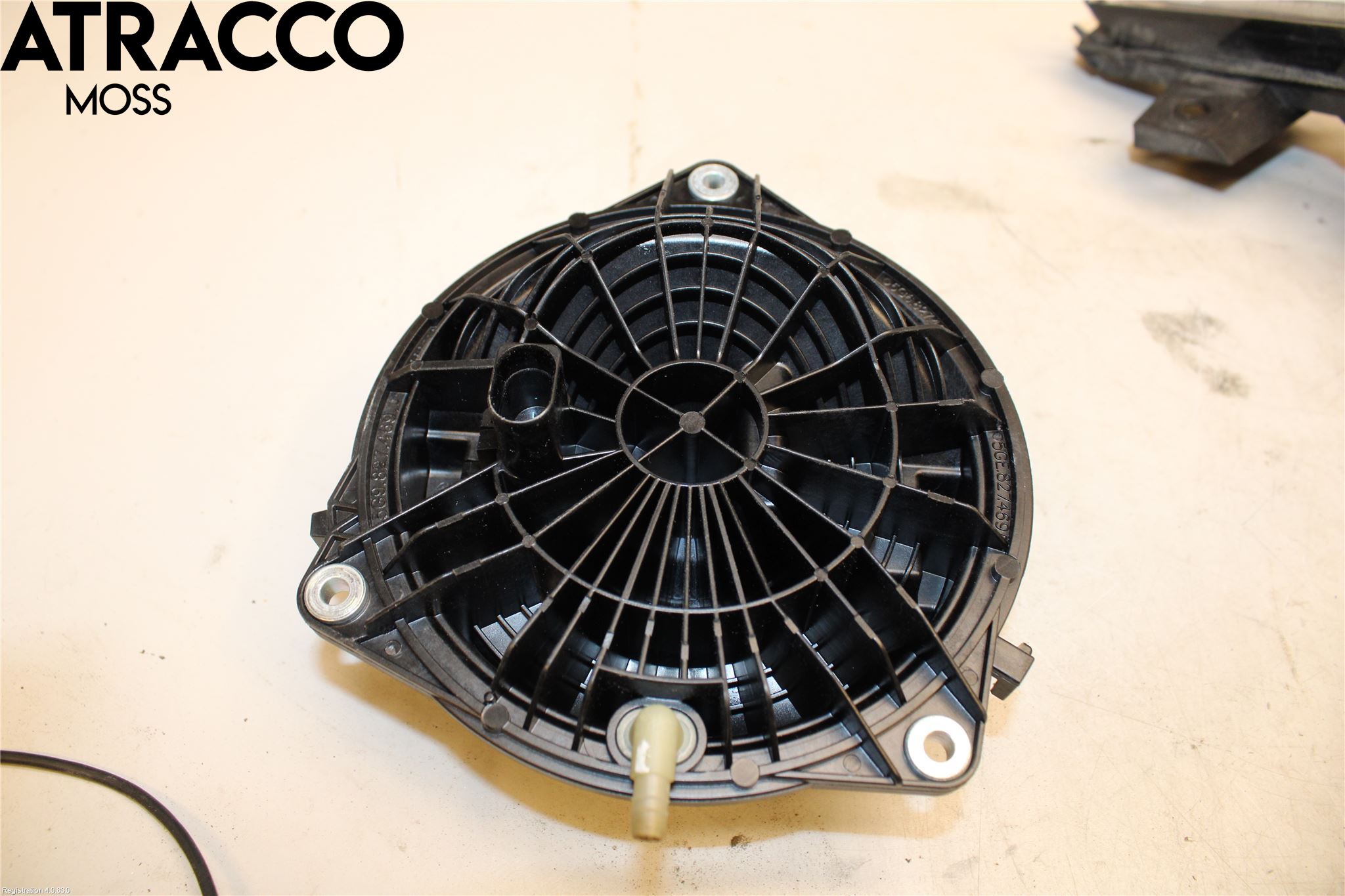 Volkswagen VW GOLF / E-GOLF VII 13-20 Bakluke Handtak Ytre