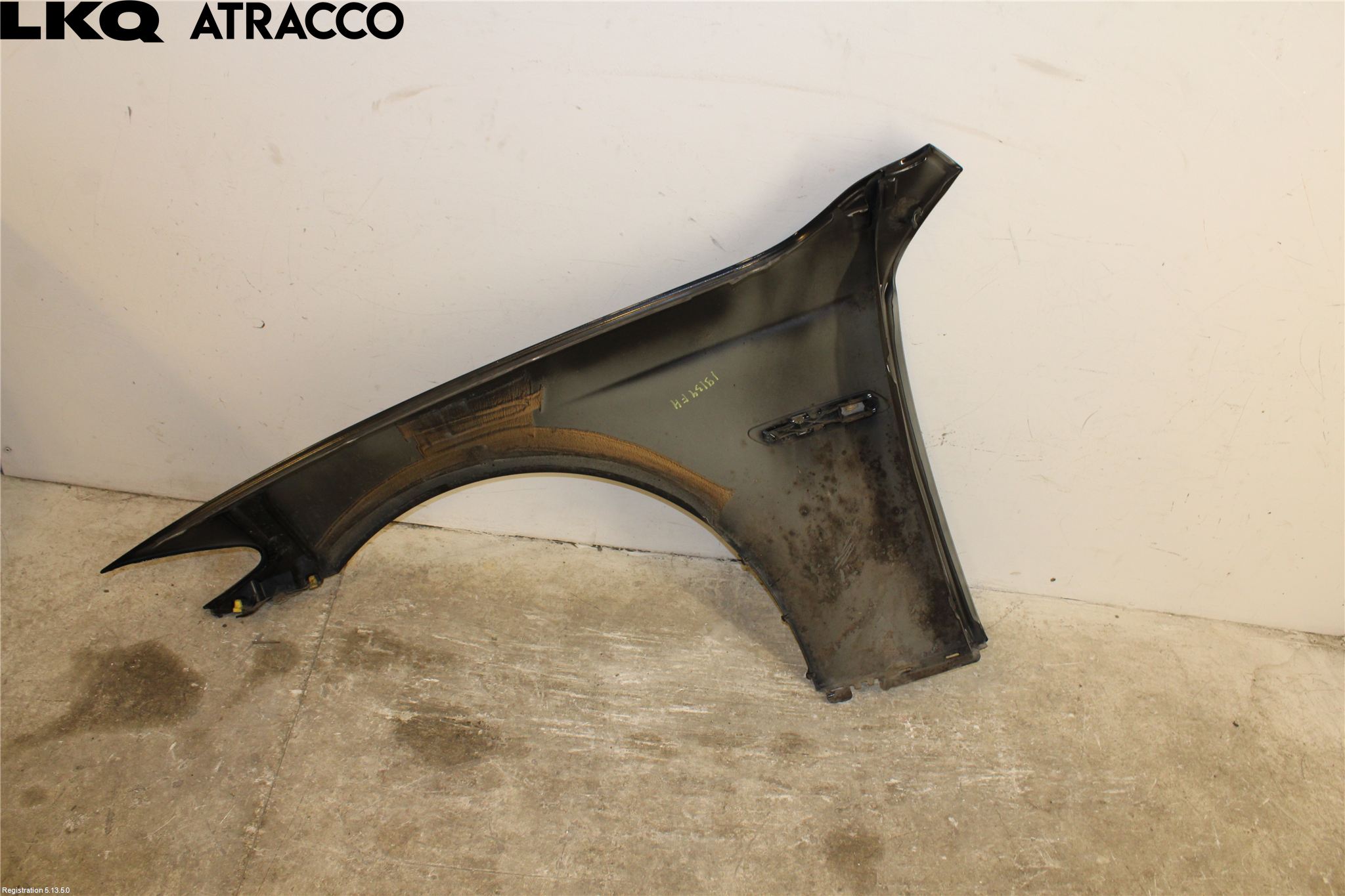 BMW 5 F10/F11/F18 09-17 Skjerm Foran Høyre