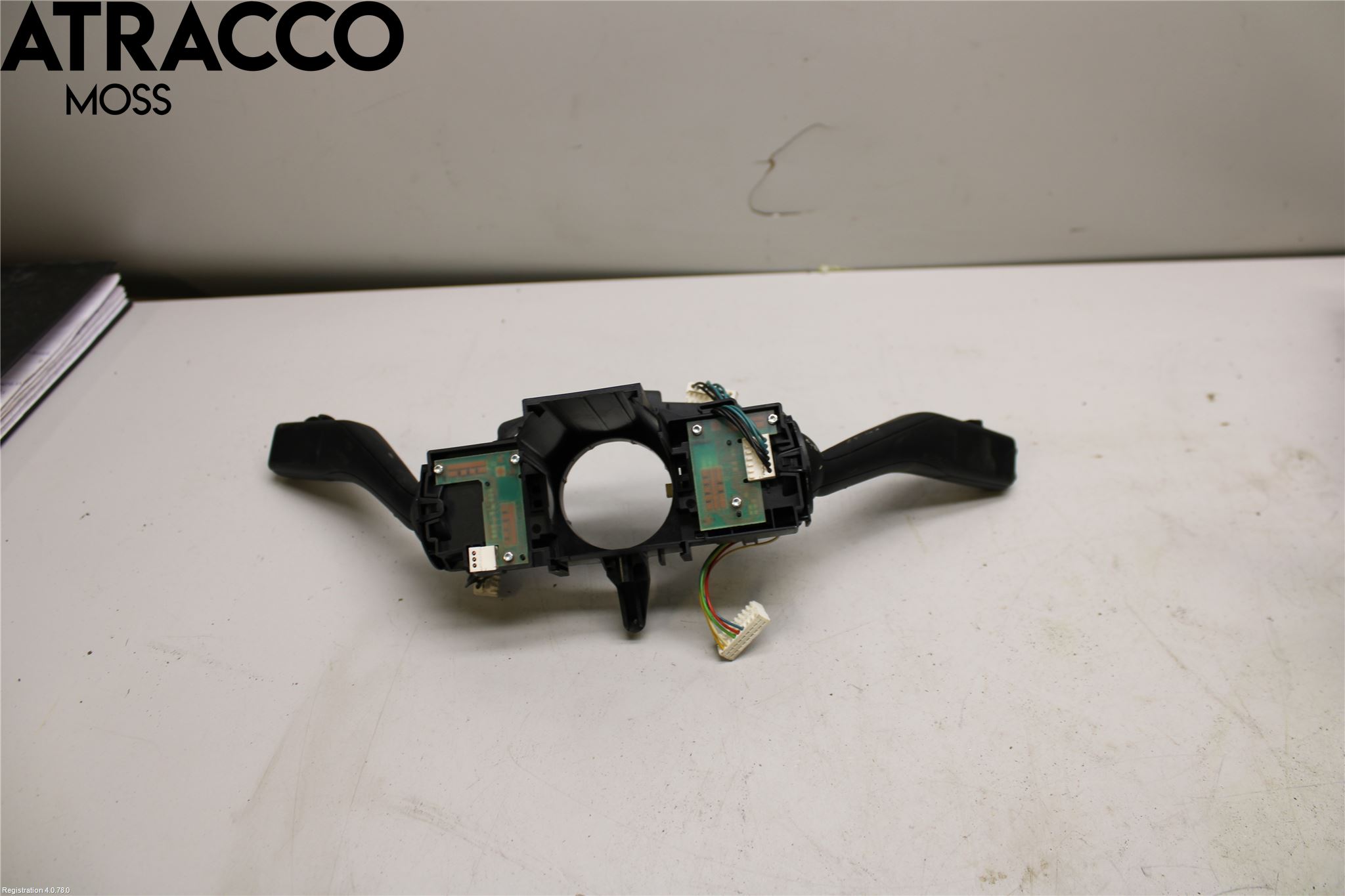 Volkswagen VW GOLF VI 09-13 Bryter Ratt Kombi H Og V