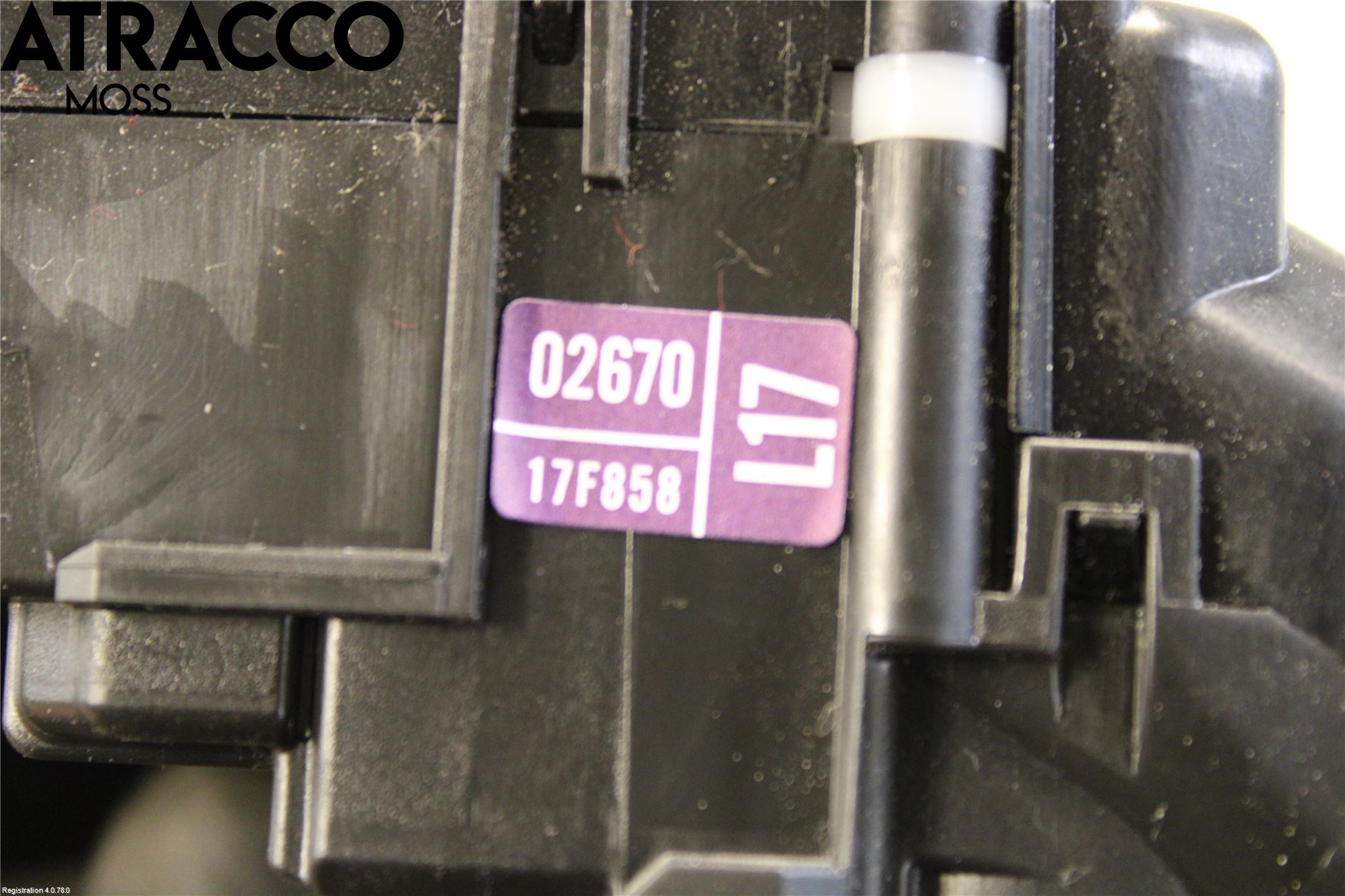 Toyota AURIS 13-19 Bryter Ratt Visker - Spyler