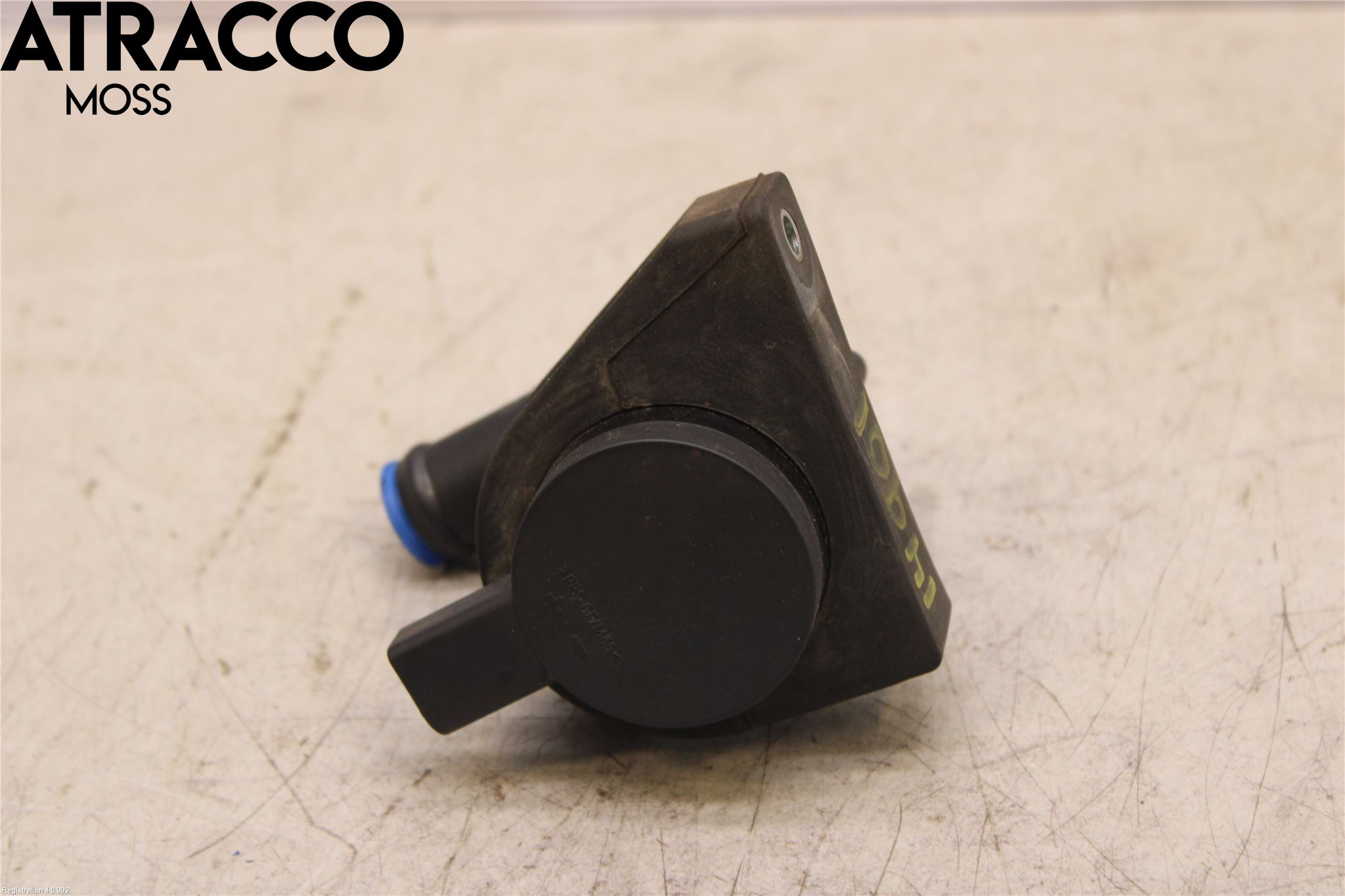 Volkswagen VW GOLF VI 09-13 Vannpumpe