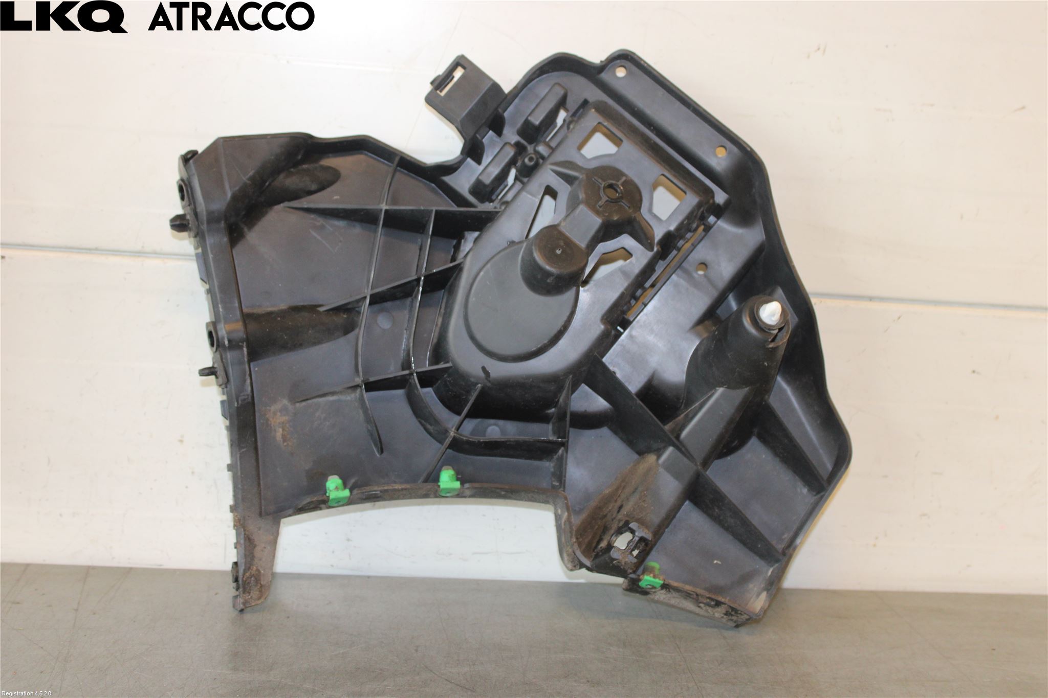 Volvo V40 12-19 Støtfanger Bak Feste