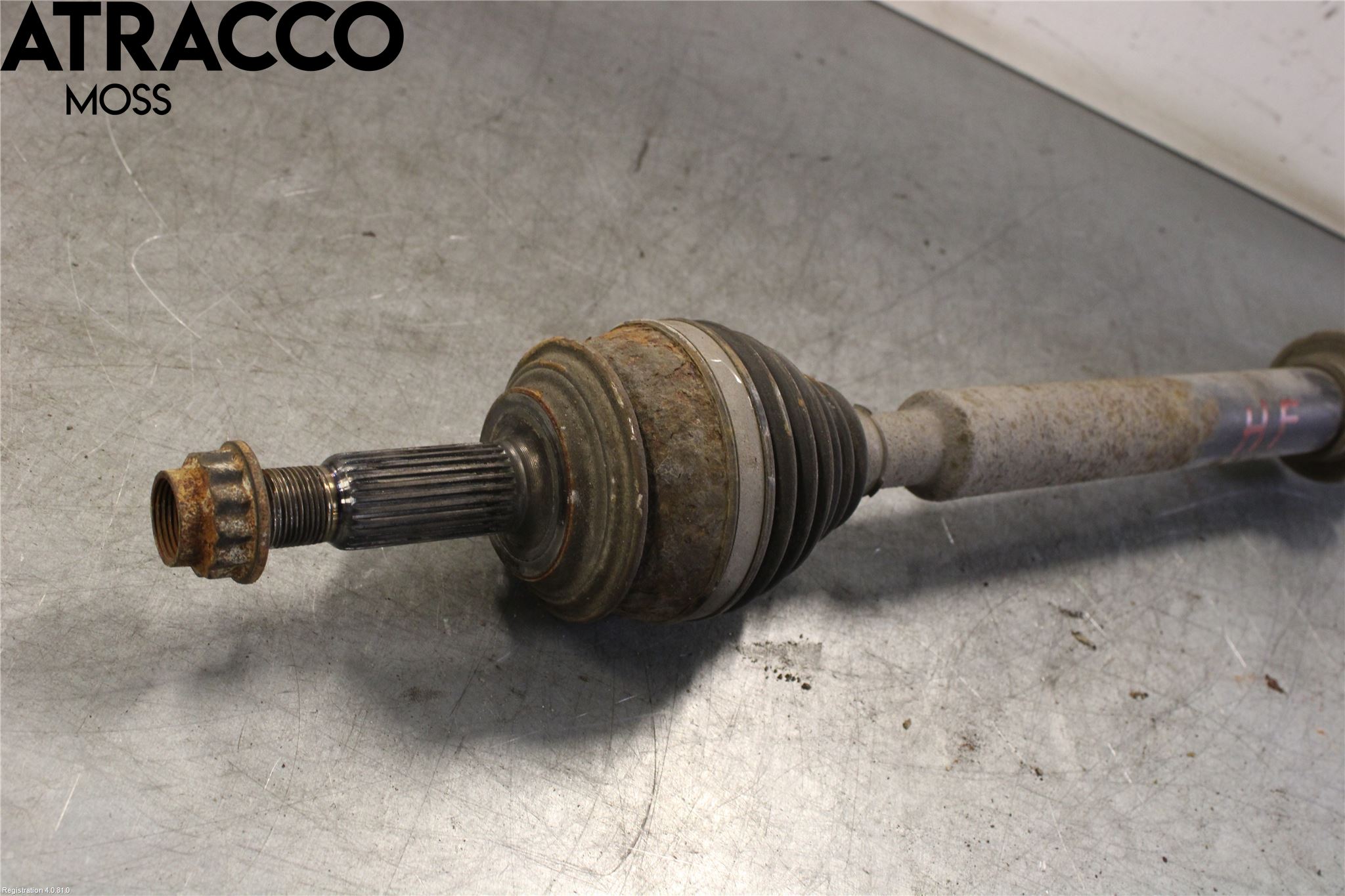 Toyota AURIS 10-12 Drivaksel Foran Kompl Høyre