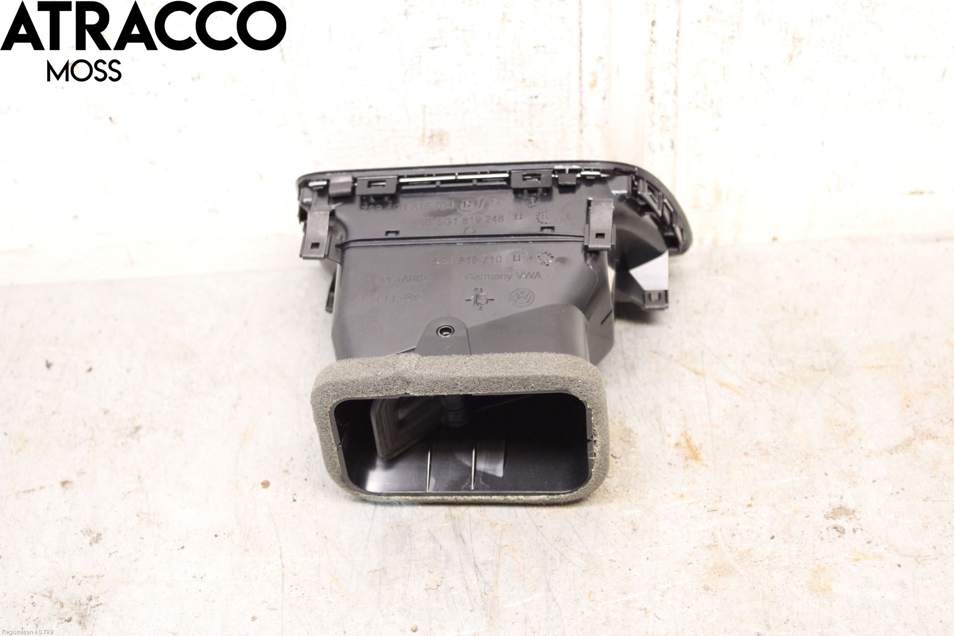 Volkswagen VW GOLF / E-GOLF VII 13-20 Dashbord Kanal - Dyse