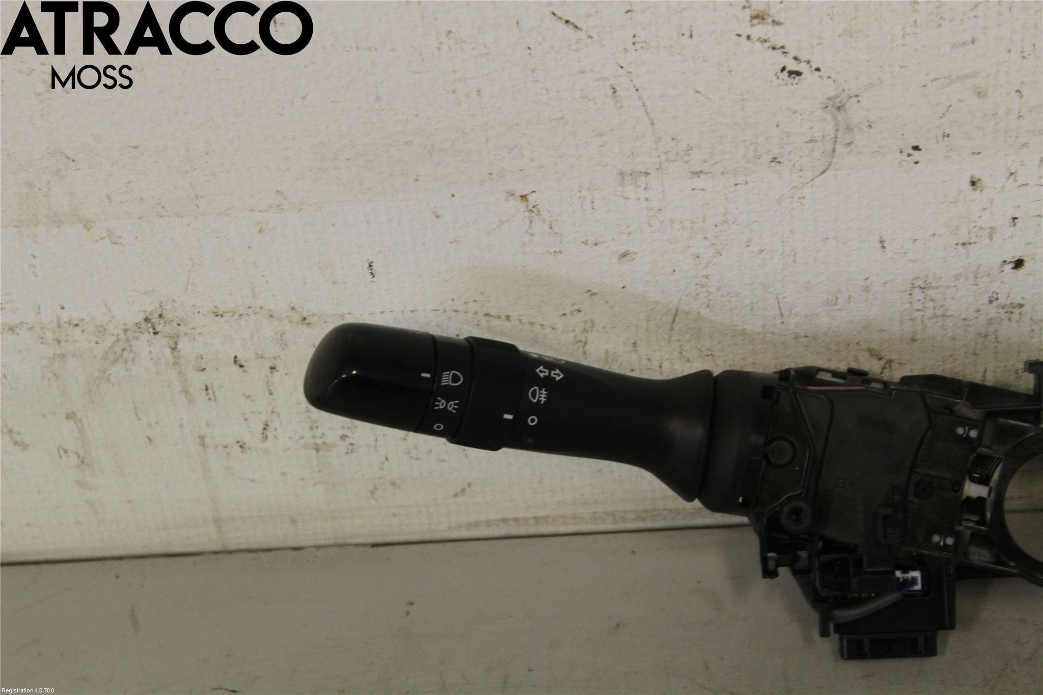 Toyota YARIS XP130 12-14 Bryter Ratt Kombi H Og V