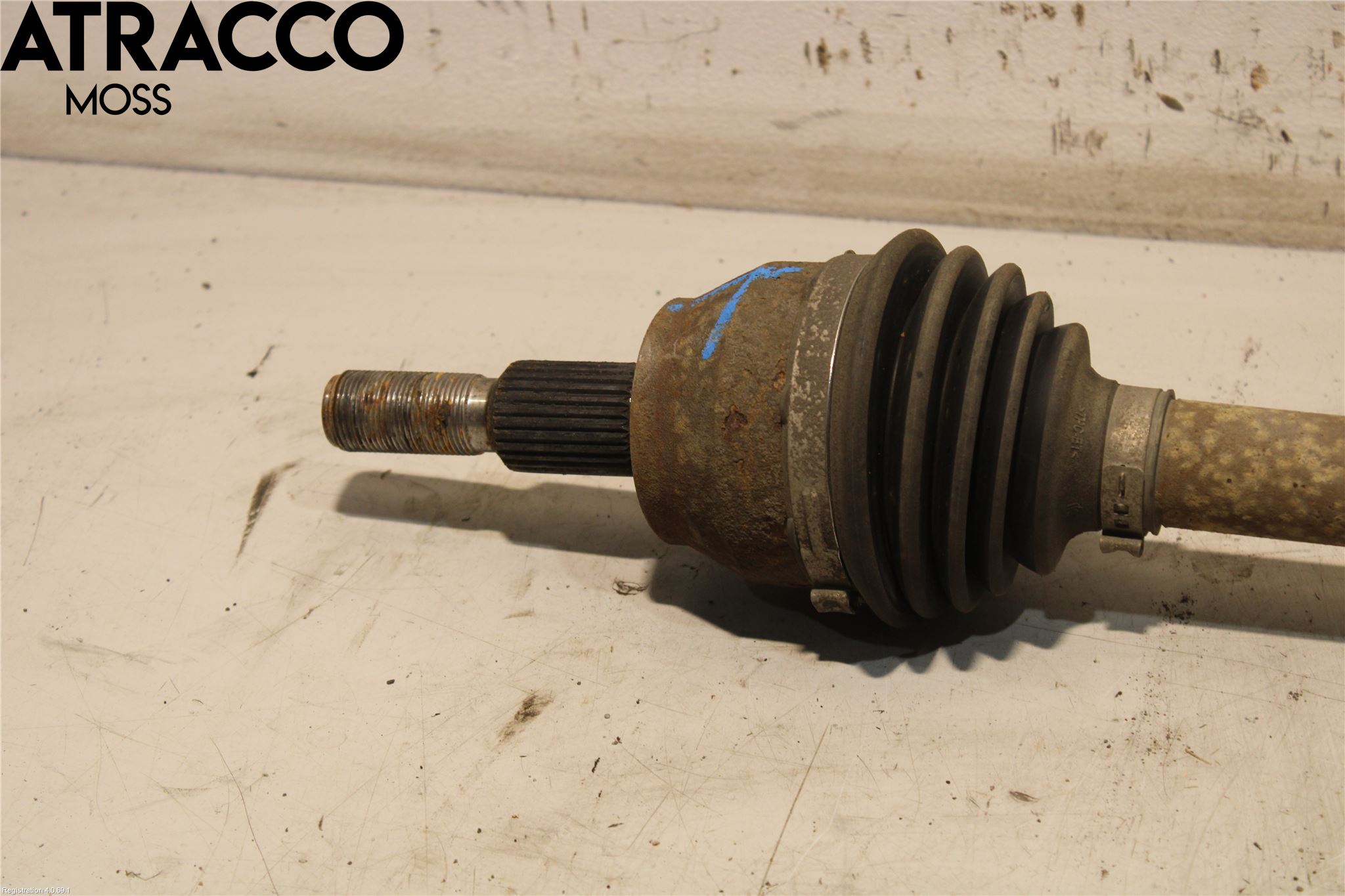 Ford FOCUS 11-14 Drivaksel Foran Kompl Venstre