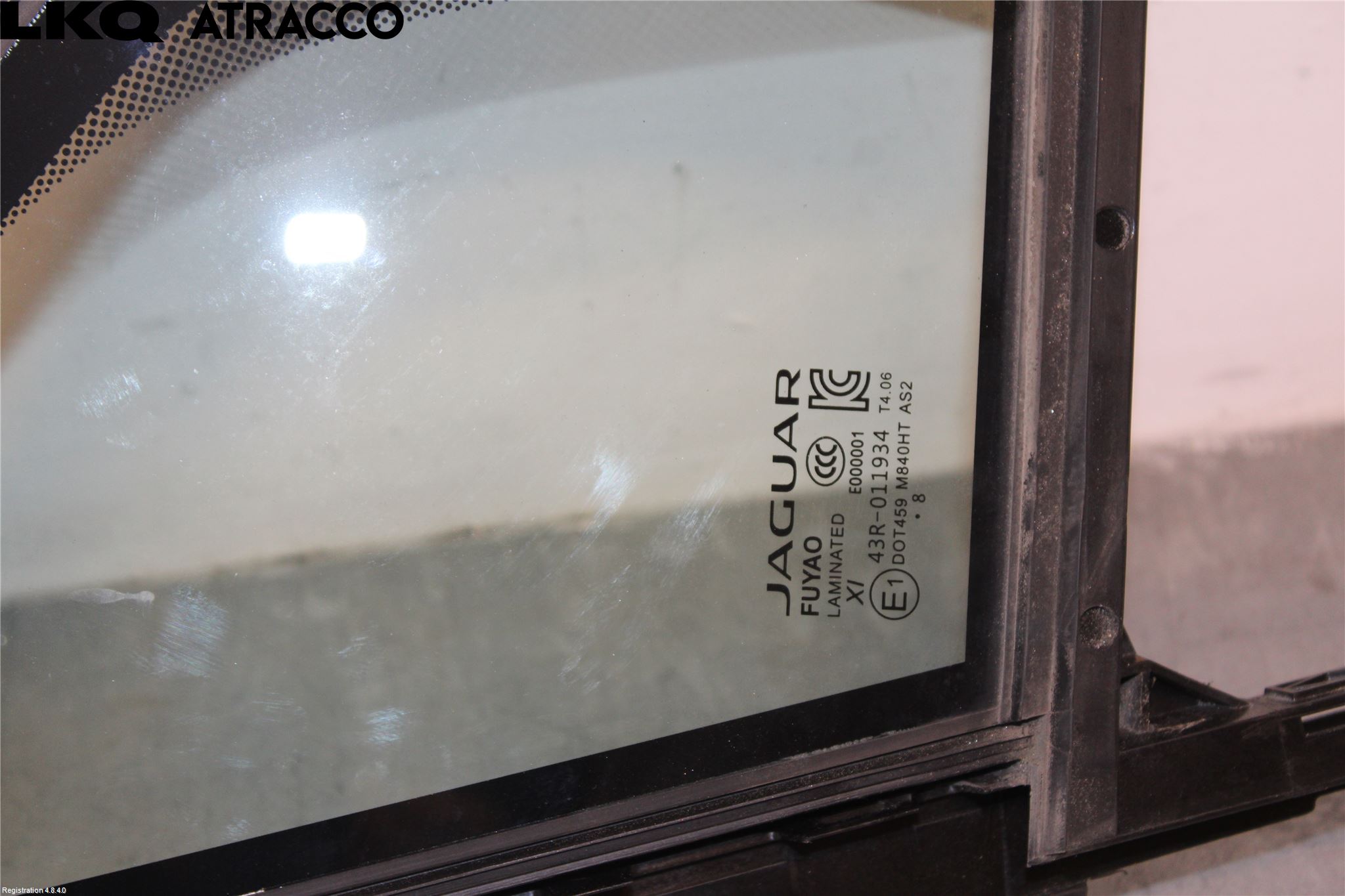 Jaguar I-PACE 18- Dørrute Foran Høyre Trekant