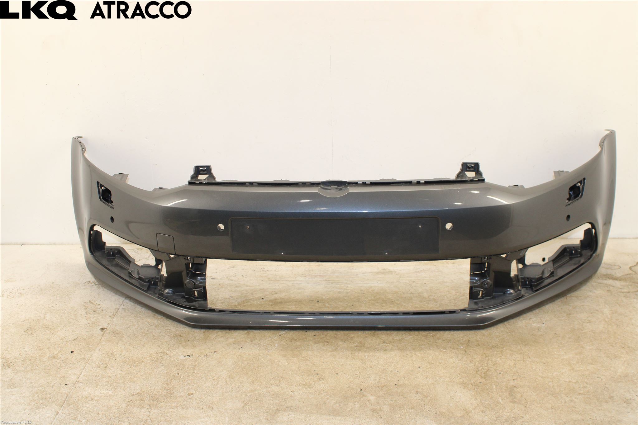 Volkswagen VW POLO 10-17 Støtfanger Foran