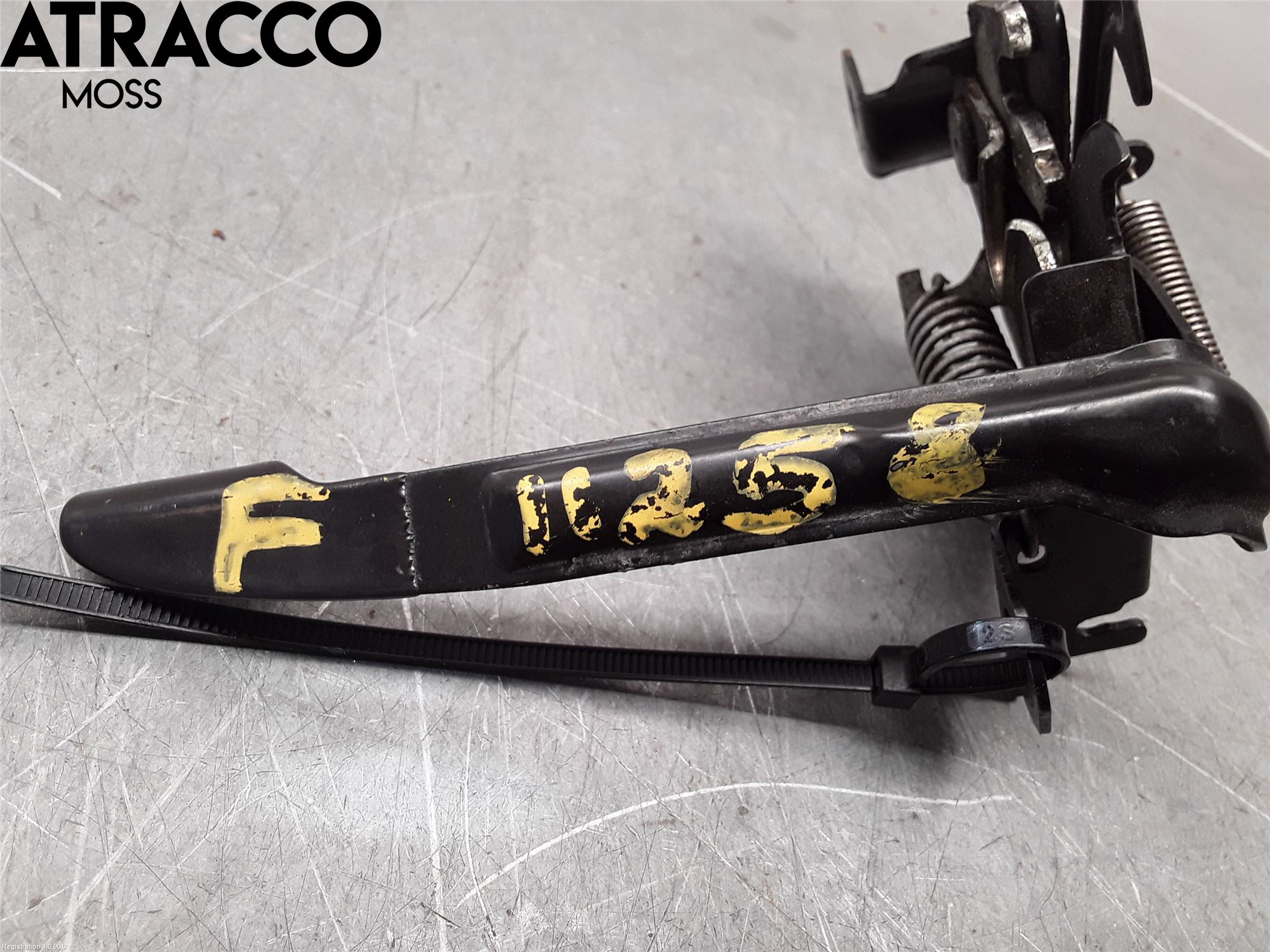 Toyota YARIS XP130 12-14 Panserlås