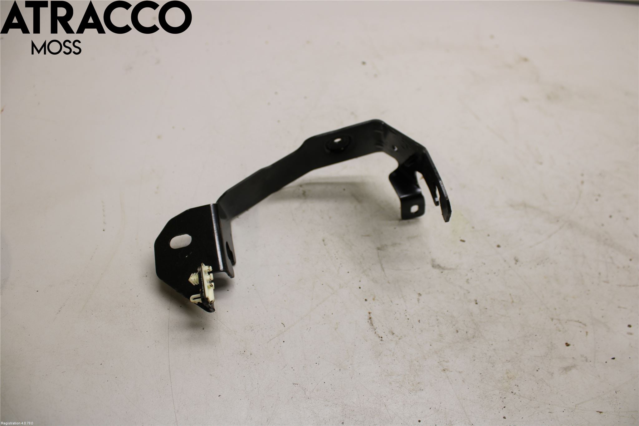 Volvo V60 11-13 Radiator Feste - Ramme - Bjelk