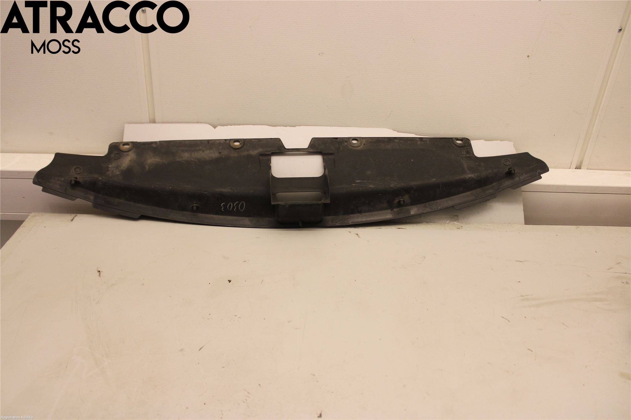 Mitsubishi OUTLANDER 07-12 Panserlåsplate-Bjelke