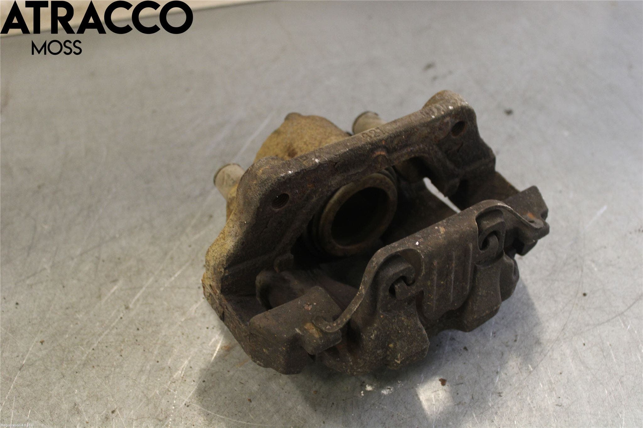 BMW 3 E90/91 SED/TOU 05-12 Spindel Vf