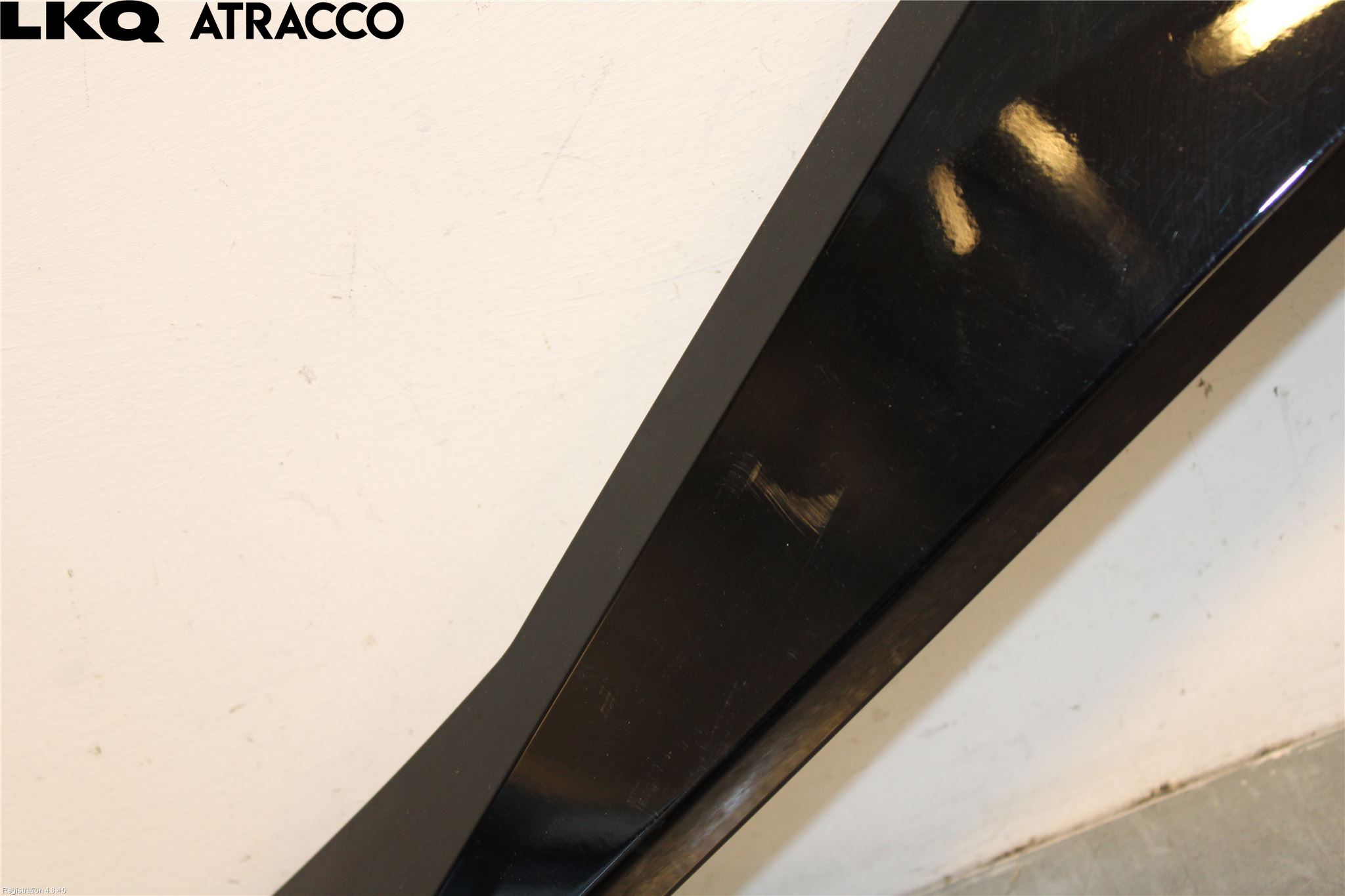 Nissan LEAF 18- Spoiler Bak