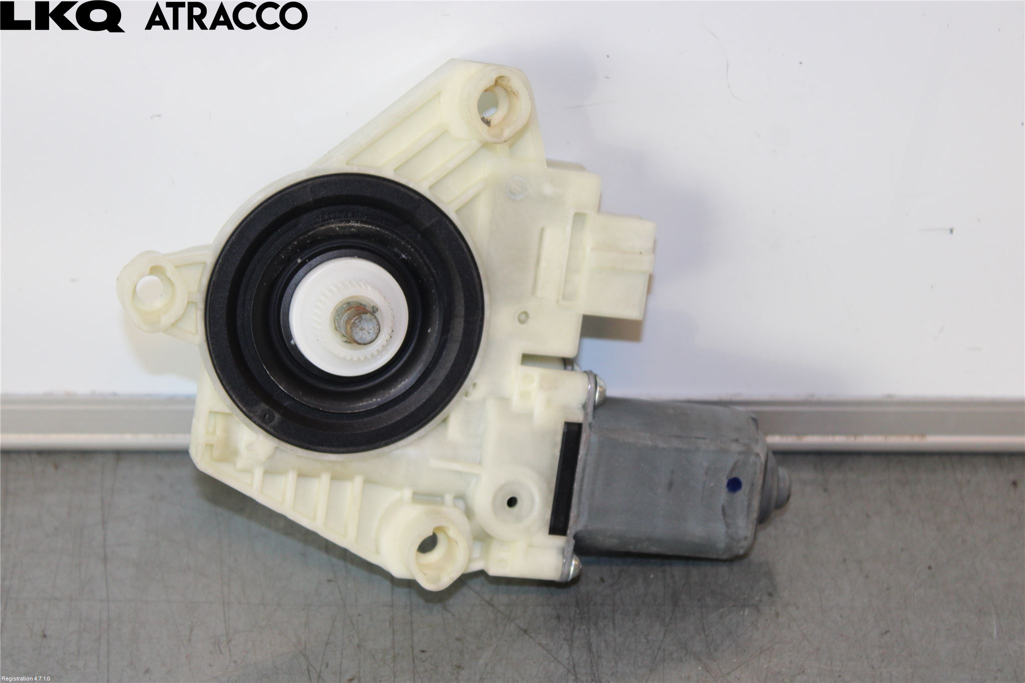 Mercedes-Benz MB C-KLASS (W205) 14-21 Vindusheismotor