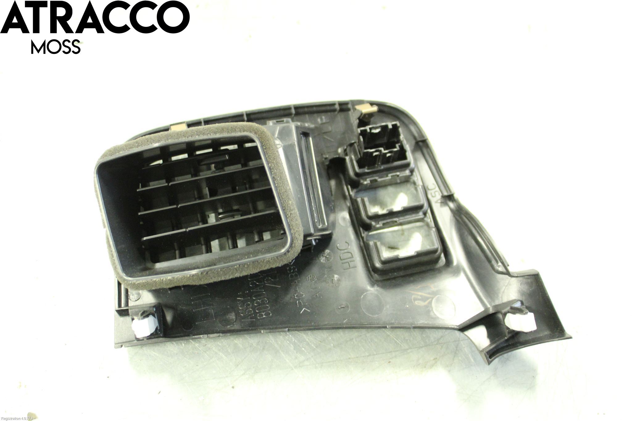 Mitsubishi OUTLANDER 13-21 Dashbord Kanal - Dyse