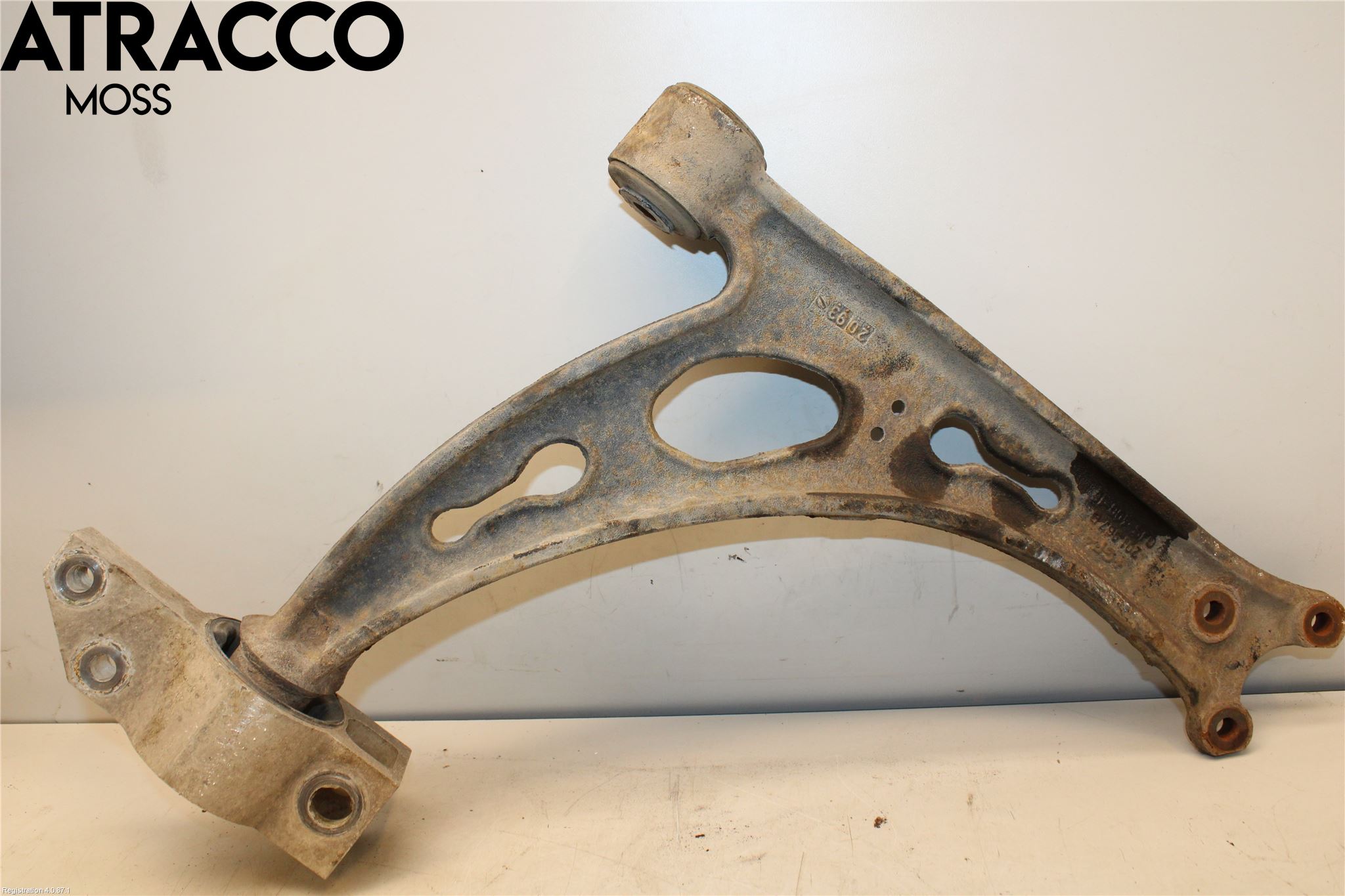 Volkswagen VW TOURAN 03-10 Bærearm Foran Venstre Nedre