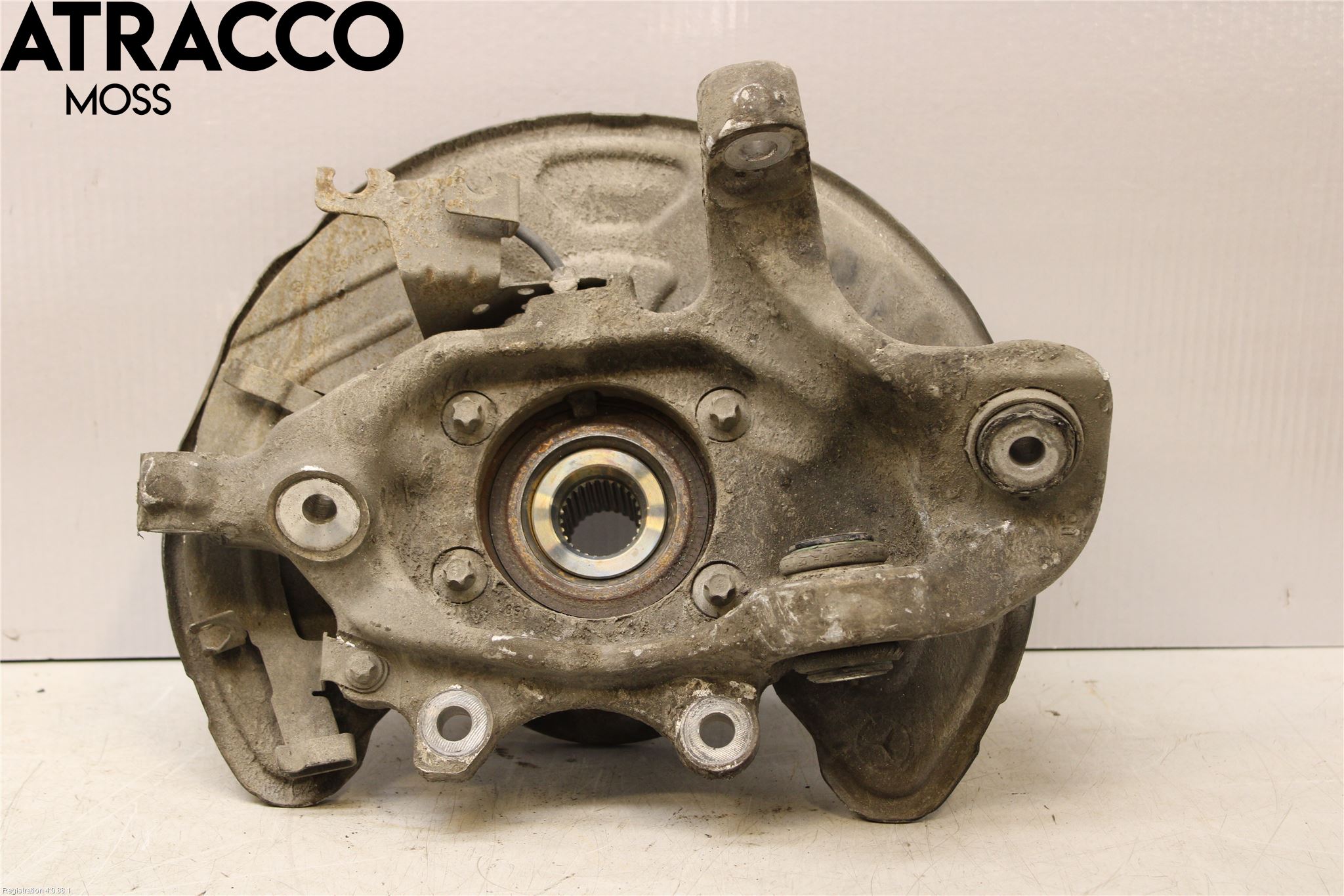 Mercedes-Benz MB C-KLASS (W205) 14-21 Spindel Vb