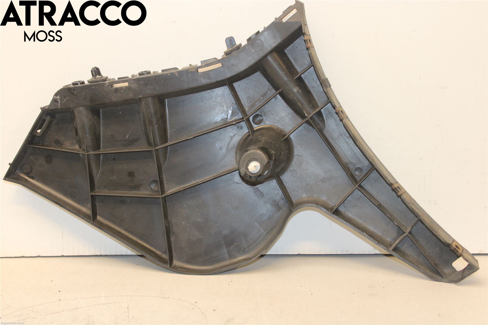 Volvo V60 11-13 Støtfangerfeste Bak Venstre