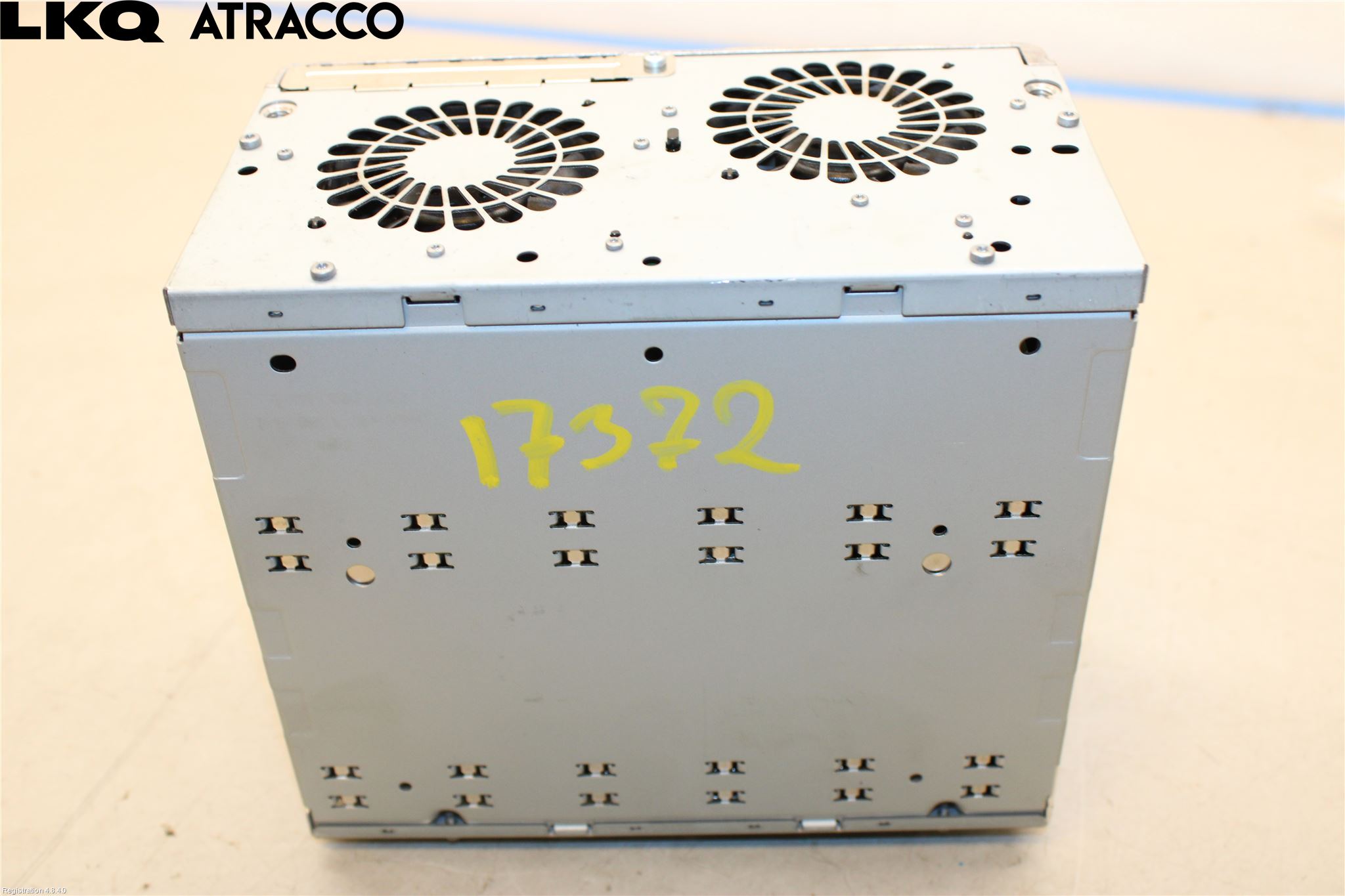 Jaguar I-PACE 18- Stereo Radio