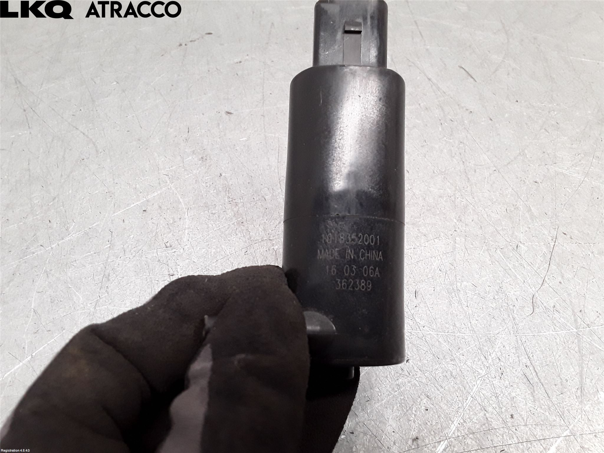 Toyota AURIS 13-19 Spylerpumpe Frontrute