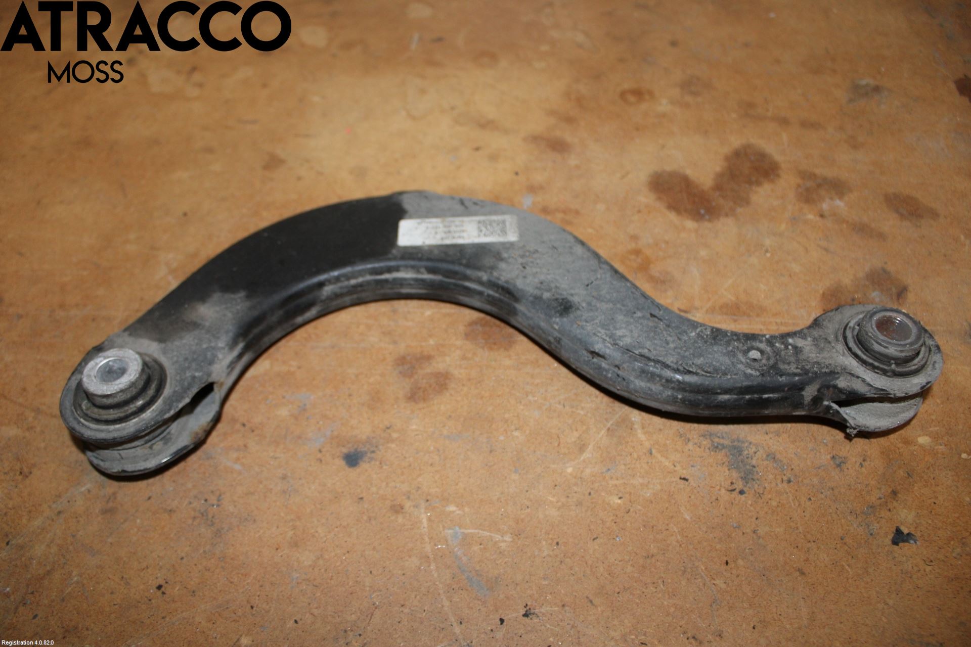 Volkswagen VW PASSAT 15-19 Bærearm Bak Høyre Øvre