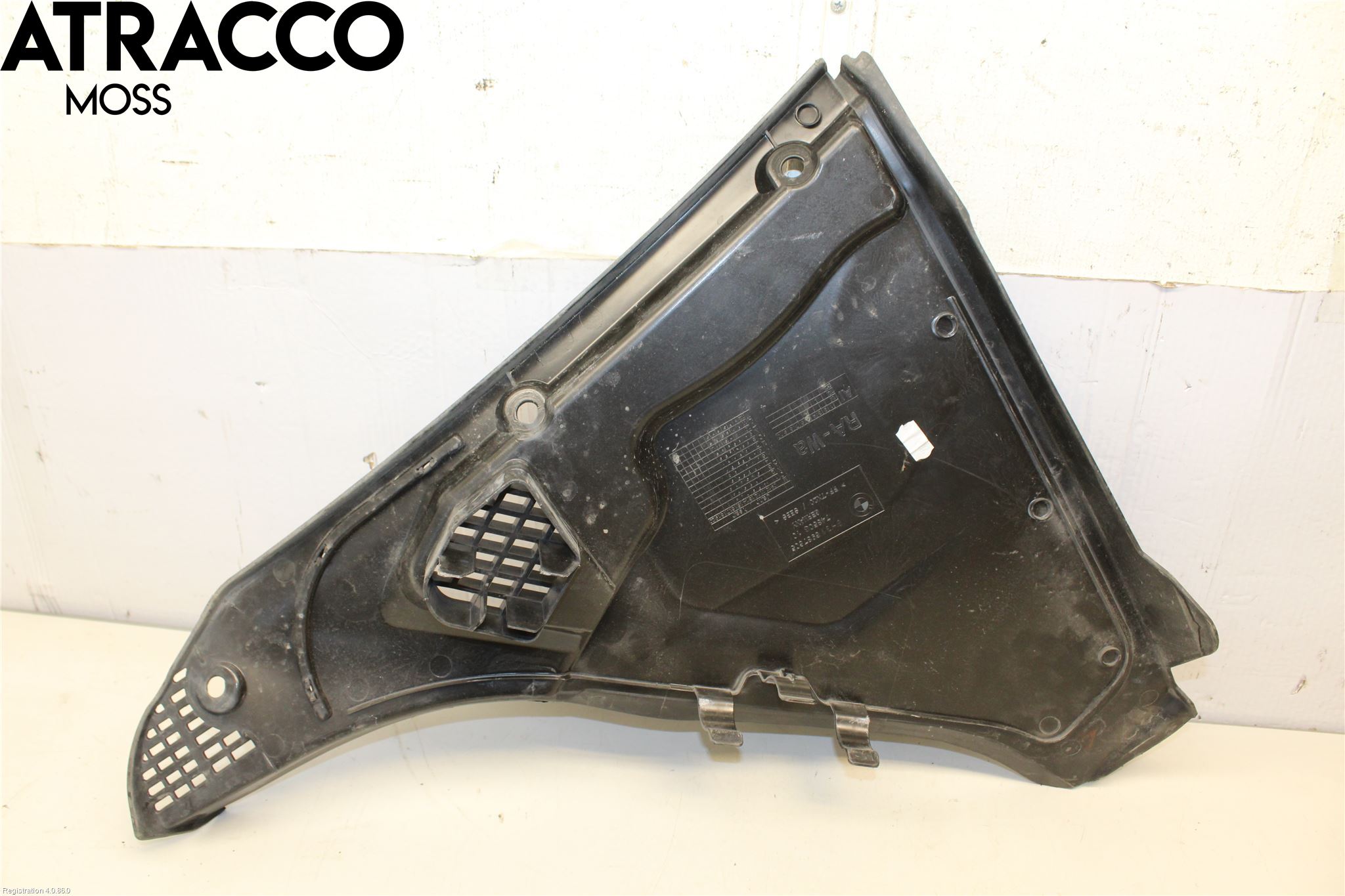 BMW 5 F10/F11/F18 09-17 Visker Deksel-Grill-Under Frr