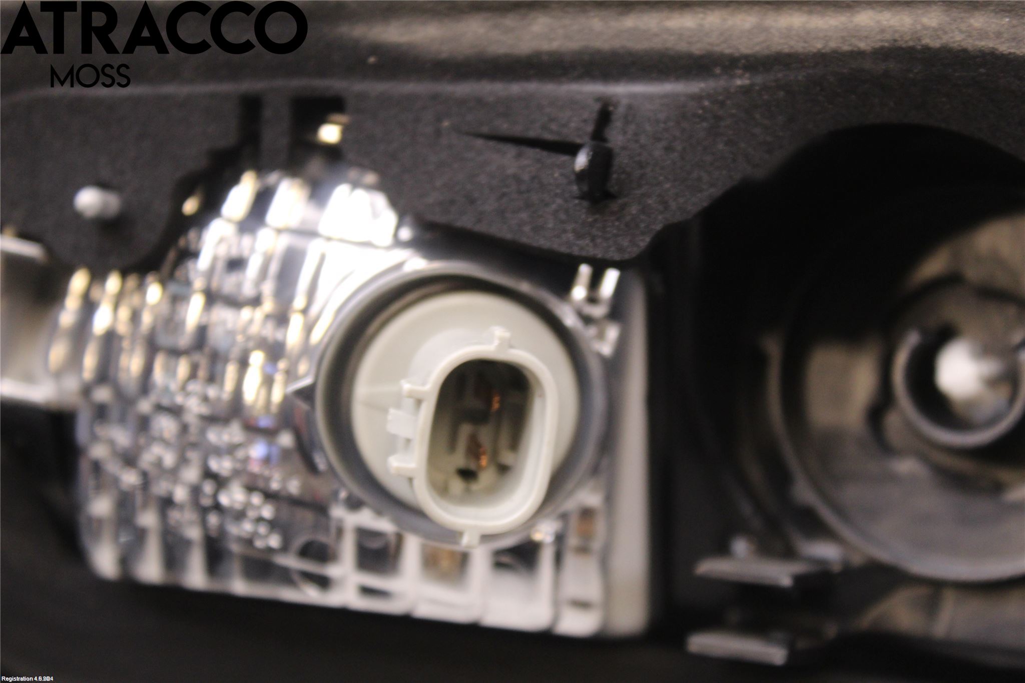 Toyota YARIS XP130 15-20 Baklykt Høyre  På Luke(Indre)