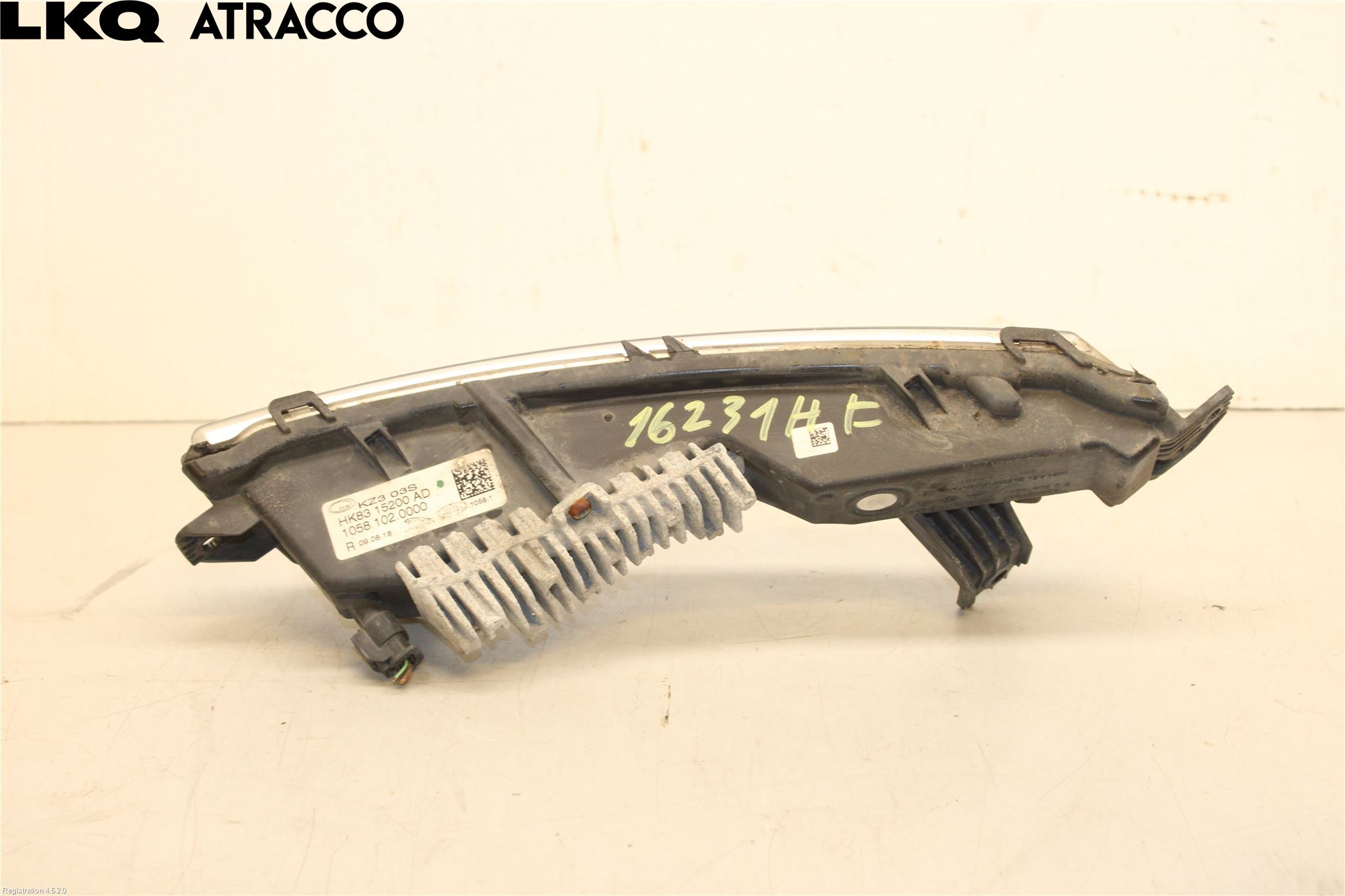 Jaguar I-PACE 18- Frontlykt-Kurve-Tåkelys