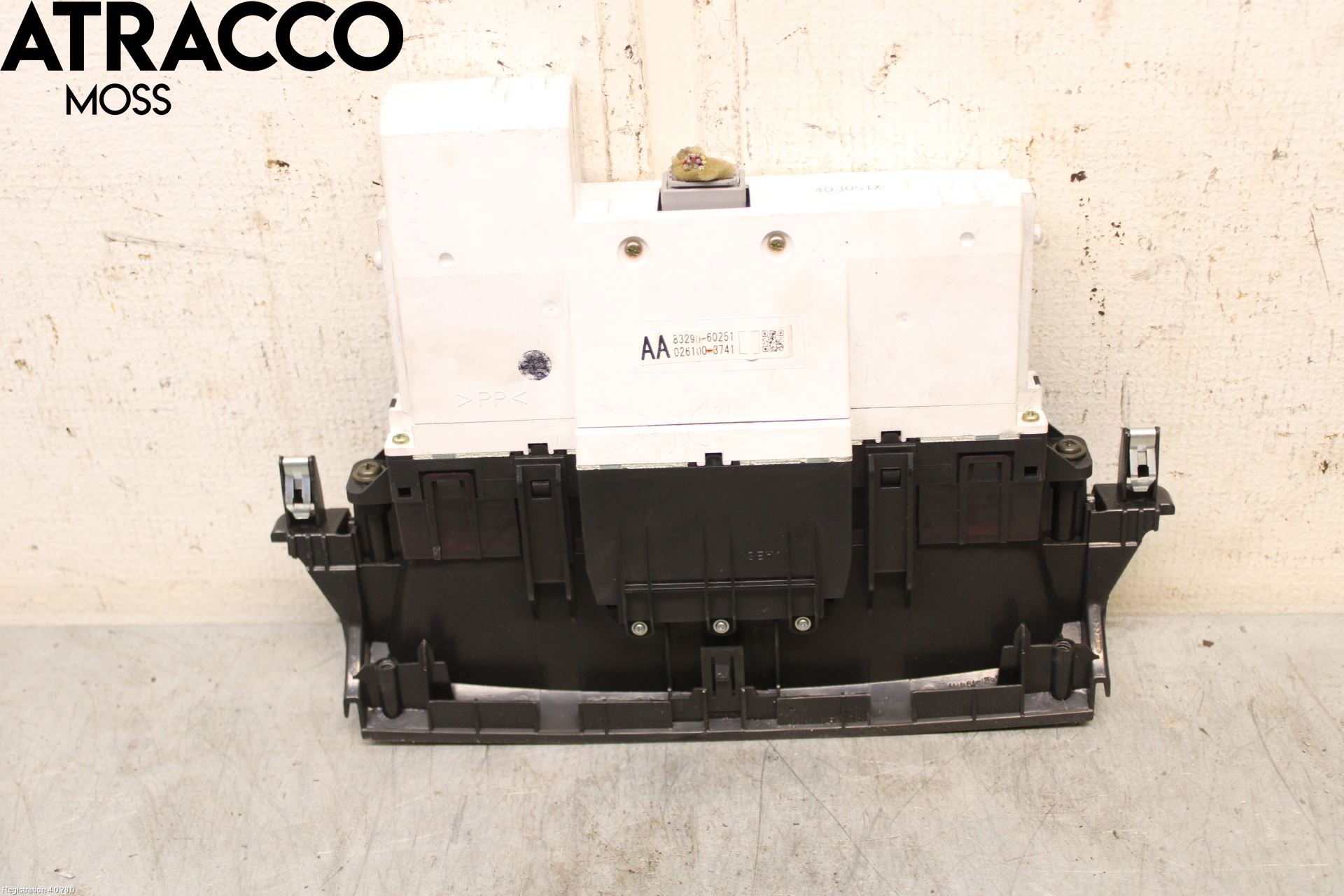 Toyota LANDCRUISER J120 02-09 Instr Kombinert