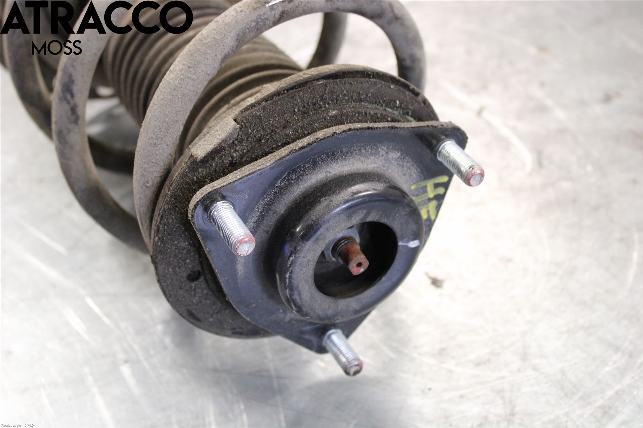 Mitsubishi OUTLANDER 13-21 Fjærbein Foran Høyre