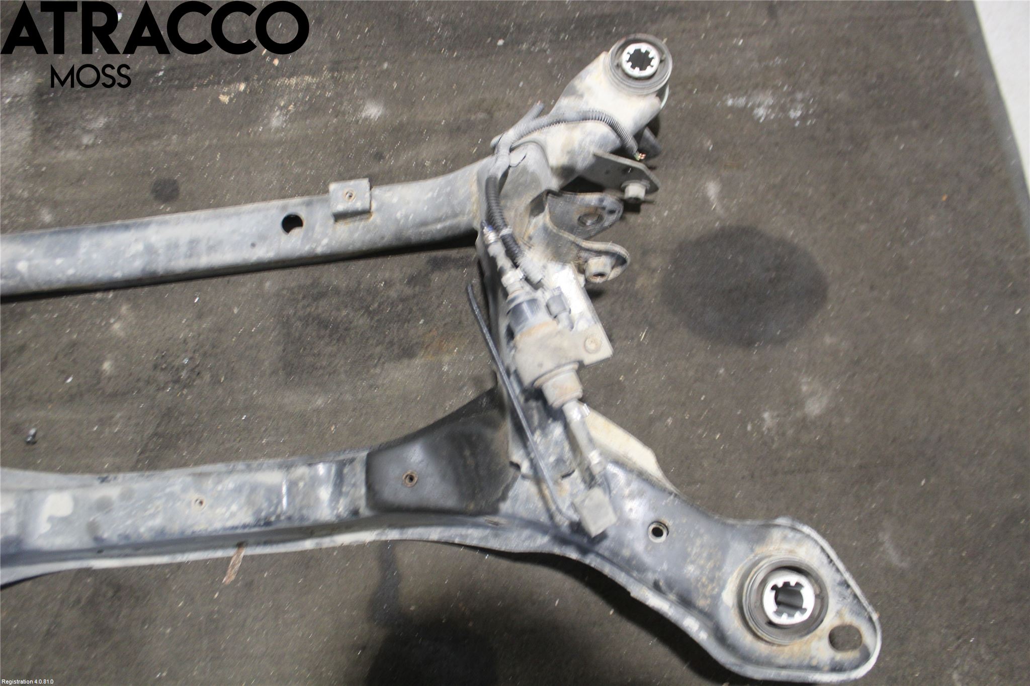 Volvo V60 11-13 Bakaksel Feste Travers-Ramme