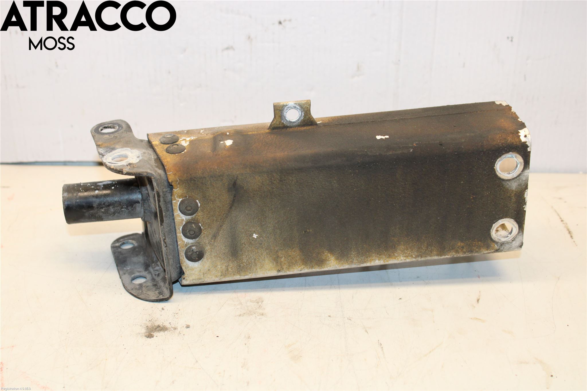 Mercedes-Benz MB E-KLASS (W211) 02-09 Støtfanger Foran Feste