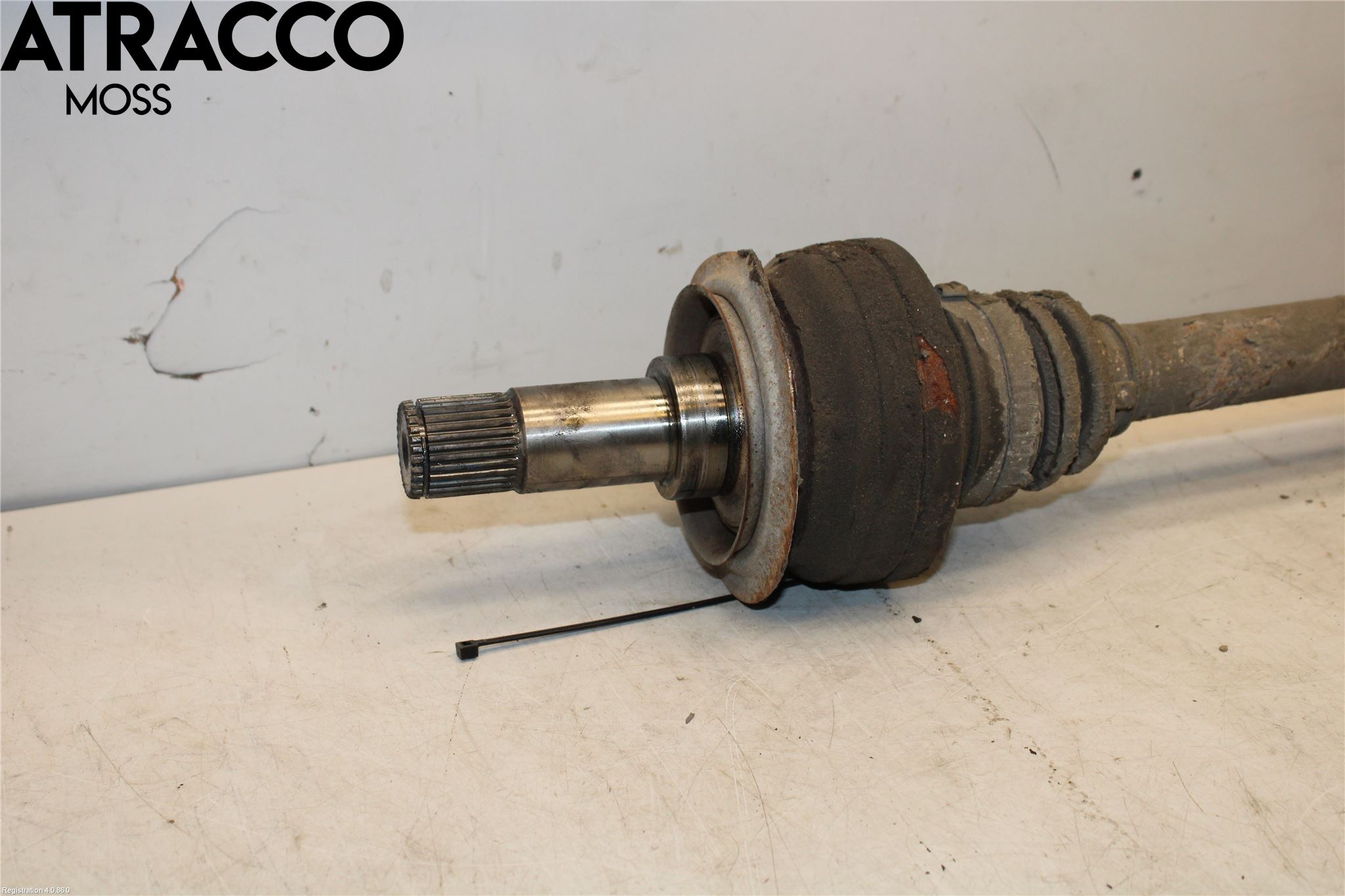 Mercedes-Benz MB E-KLASS (W212) 09-16 Drivaksel Bak Kompl Høyre