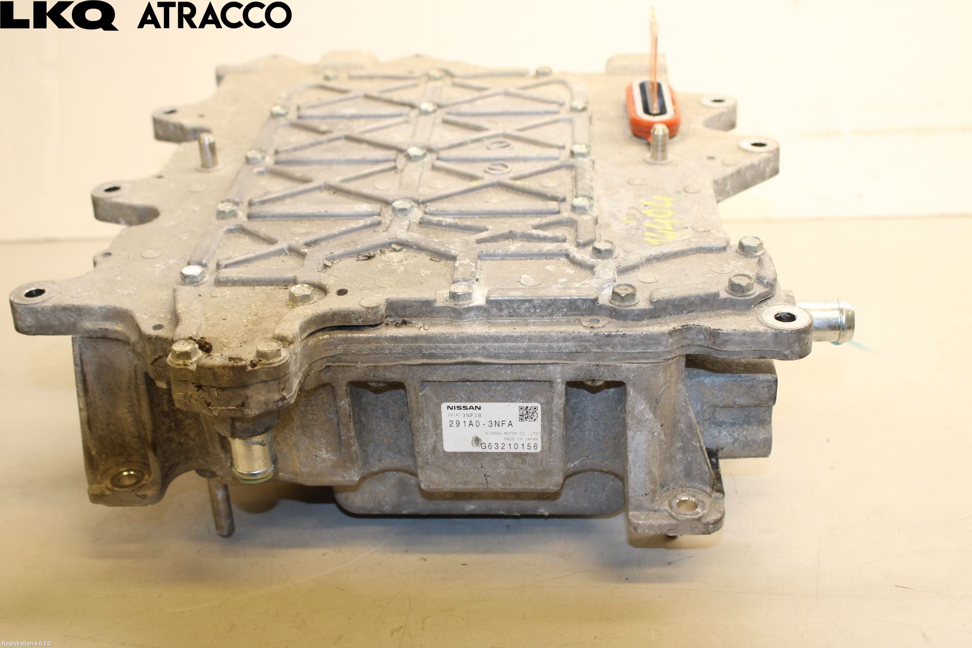 Nissan LEAF 11-17 Inverter 12-)220V