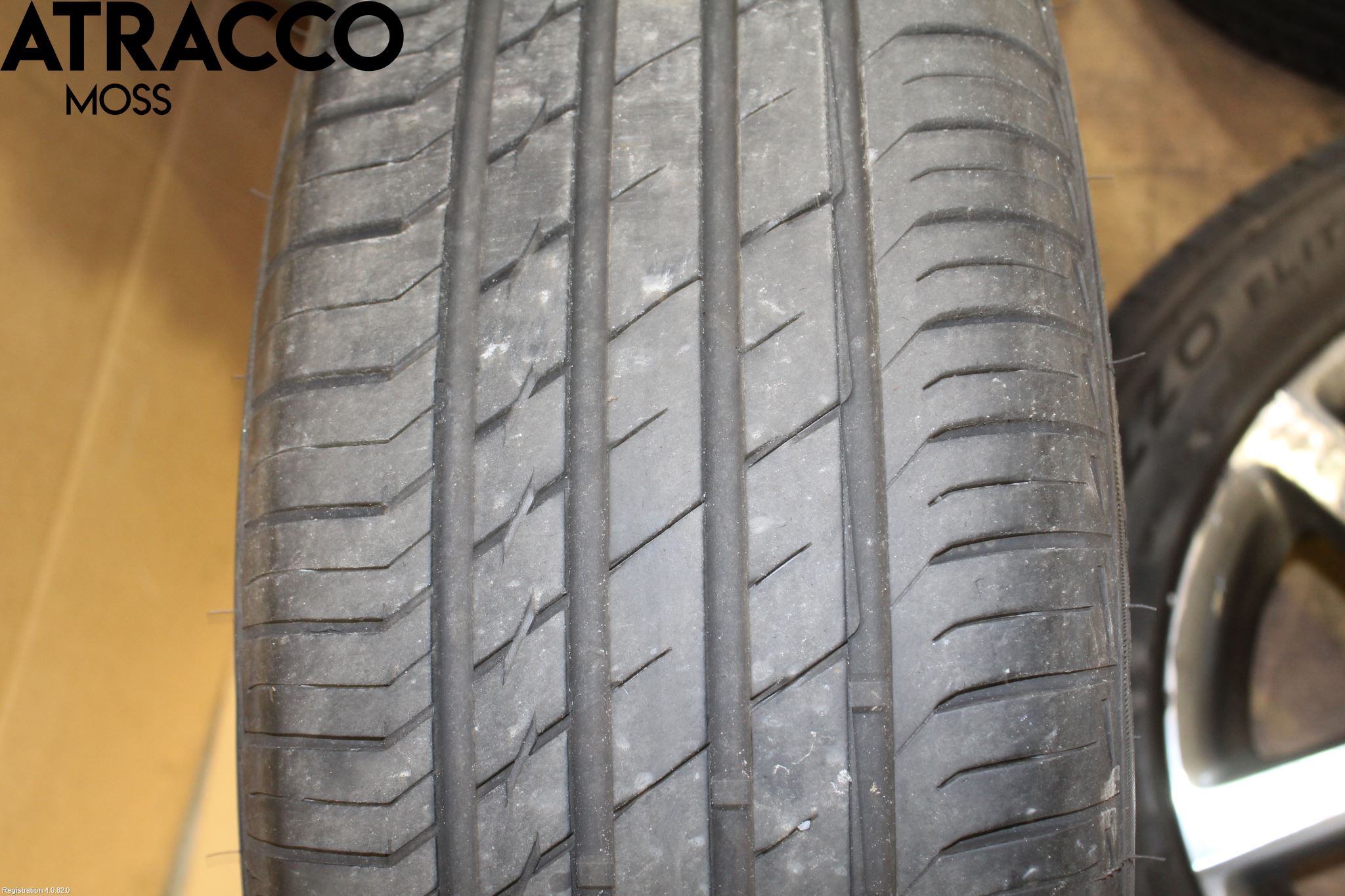 Volkswagen VW GOLF VI 09-13 Dekk 16 205-55-16