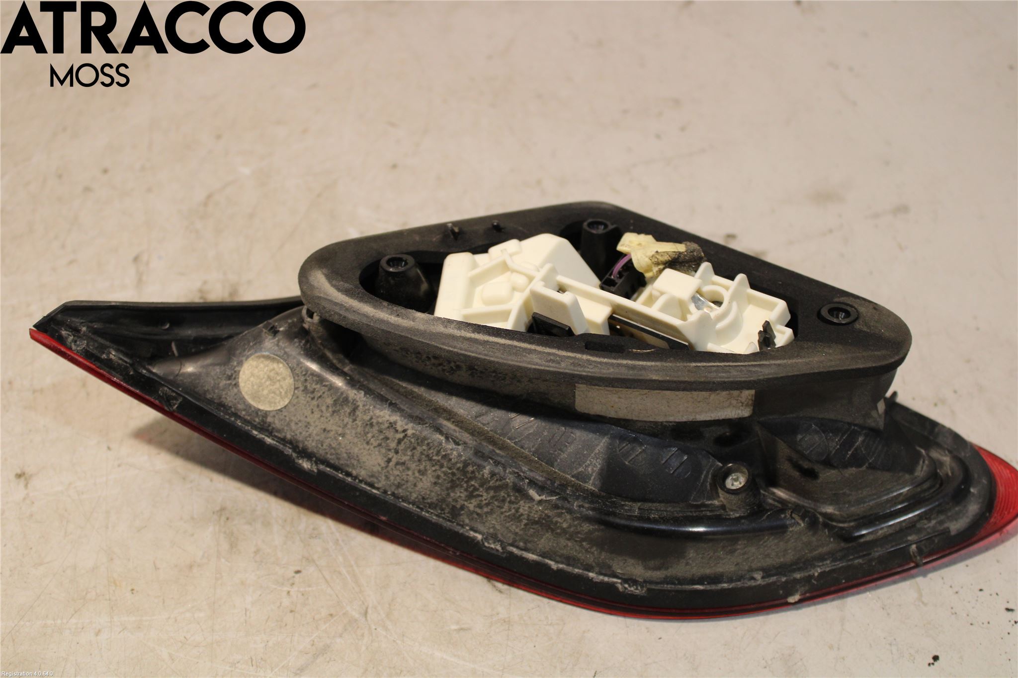 Opel ASTRA J 10-15 Baklykt Venstre  På Luke(Indre