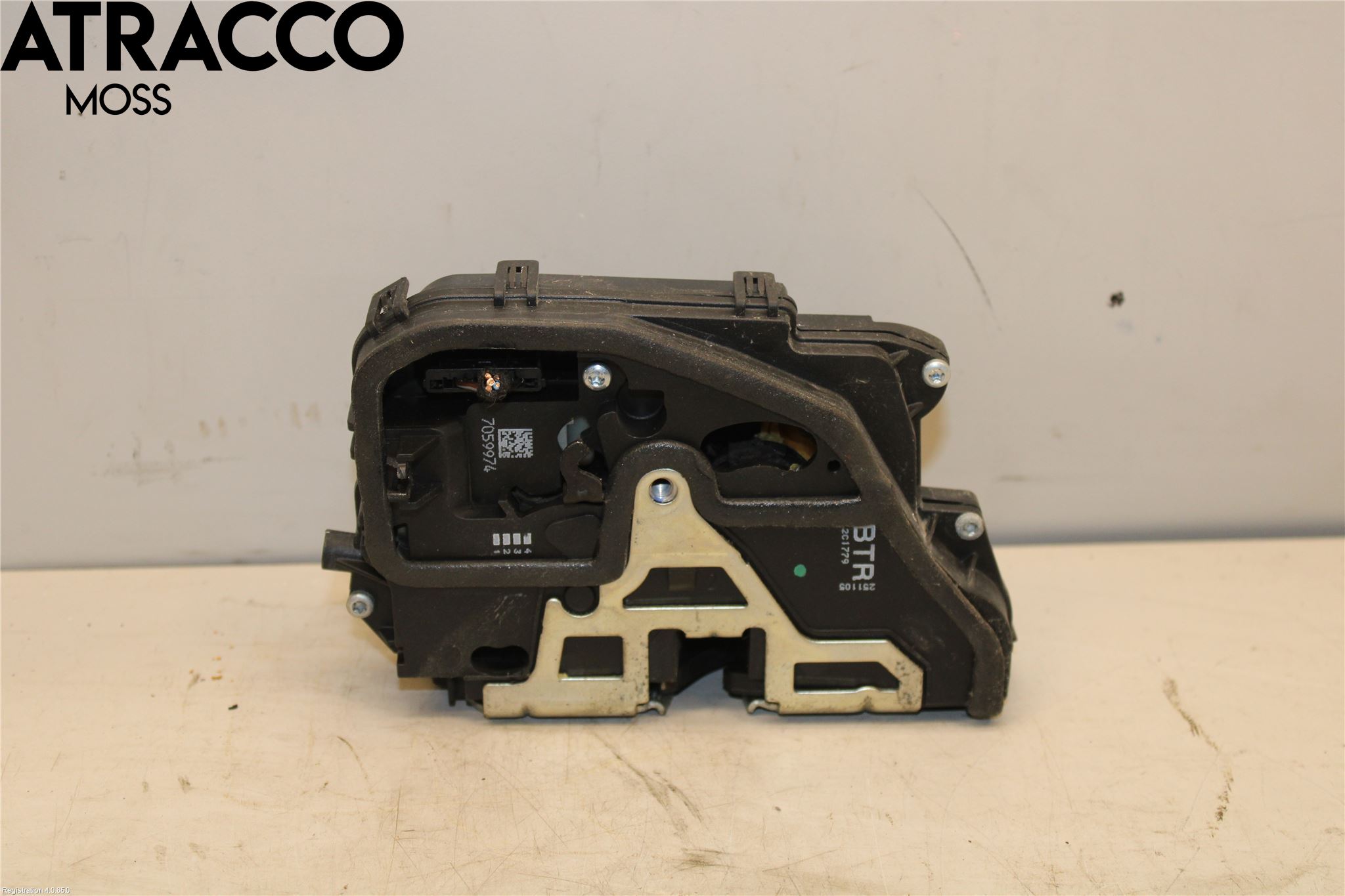 BMW 3 E90/91 SED/TOU 05-12 Dørlås - Låsekasse