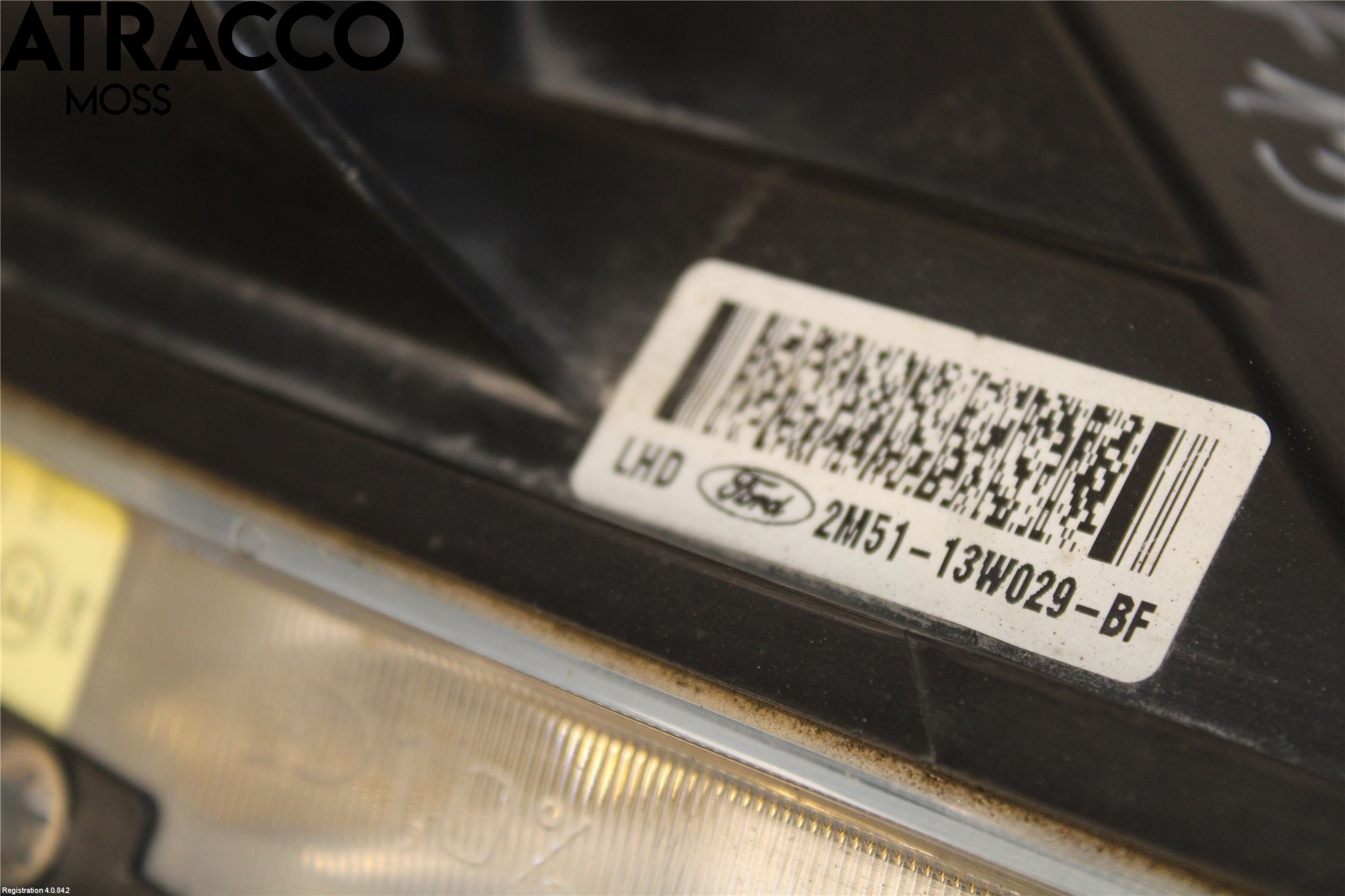 Ford FOCUS     99-04 Frontlykt Høyre