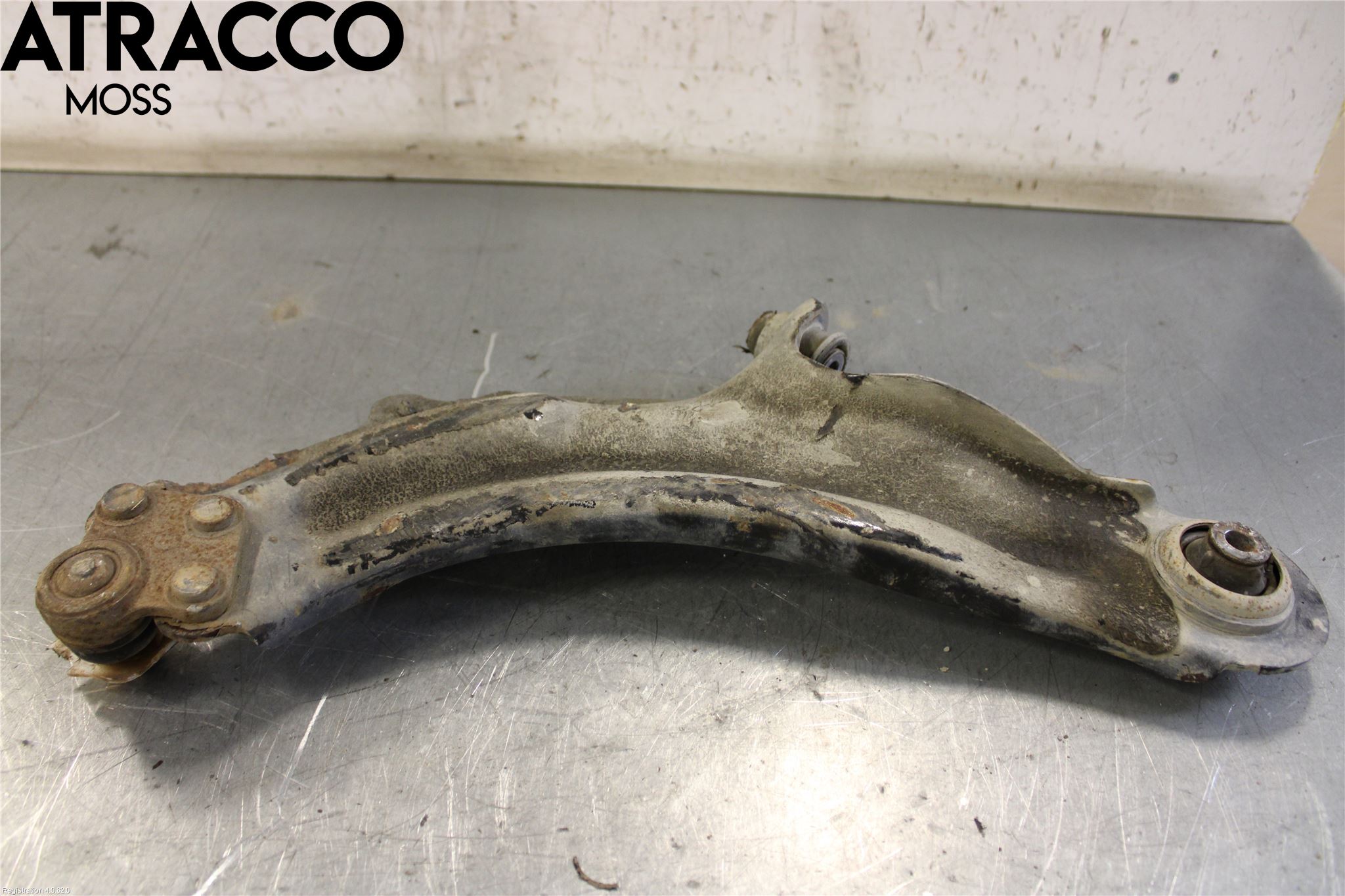 Renault KANGOO II 15-21 Bærearm Foran Høyre Nedre