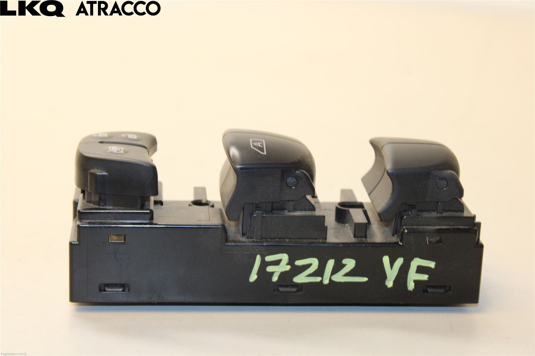 Nissan LEAF 18- Bryter Vindusheis